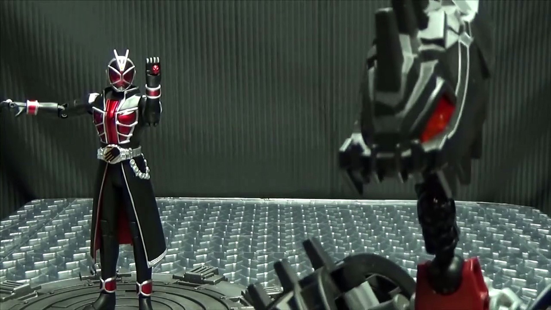 Action Figure - HD Wallpaper 