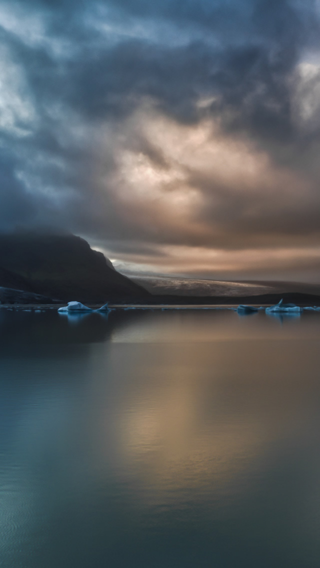 Quiet Lake Iphone Wallpaper - Galaxy A5 Wallpaper Hd - HD Wallpaper 