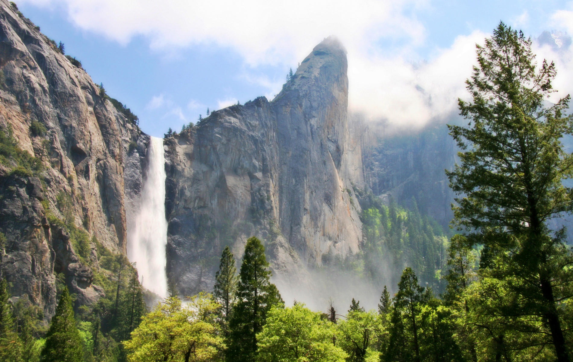 Yosemite Wallpapers Hd Pixelstalk
get The Default Os - Yosemite National Park, Bridalveil Fall - HD Wallpaper 