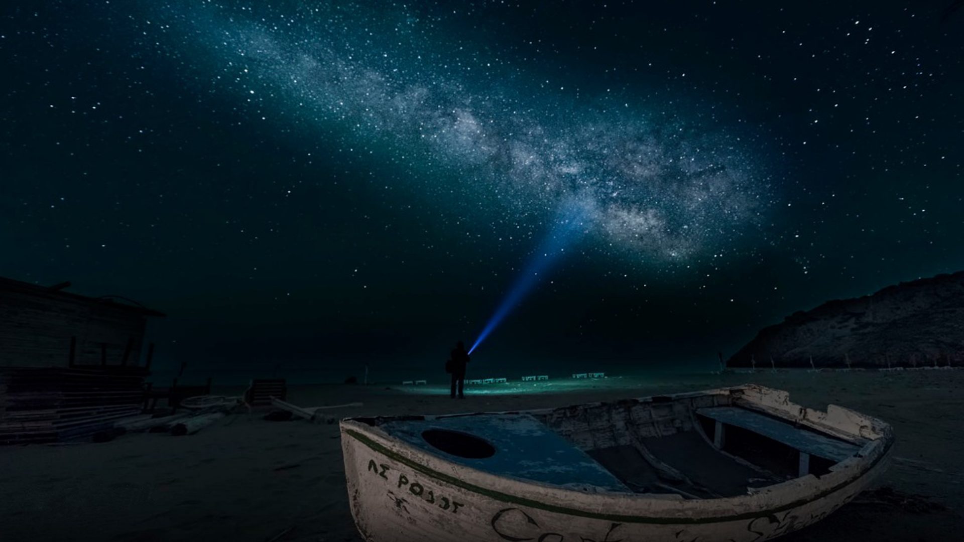 Boat At Night Time - HD Wallpaper 