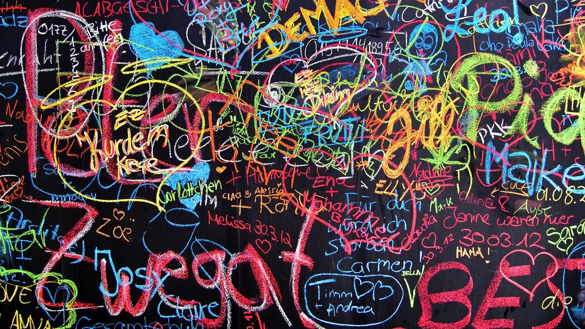 Wallpaper Blackboard, Colorful Chalk Painting - Graffiti - HD Wallpaper 