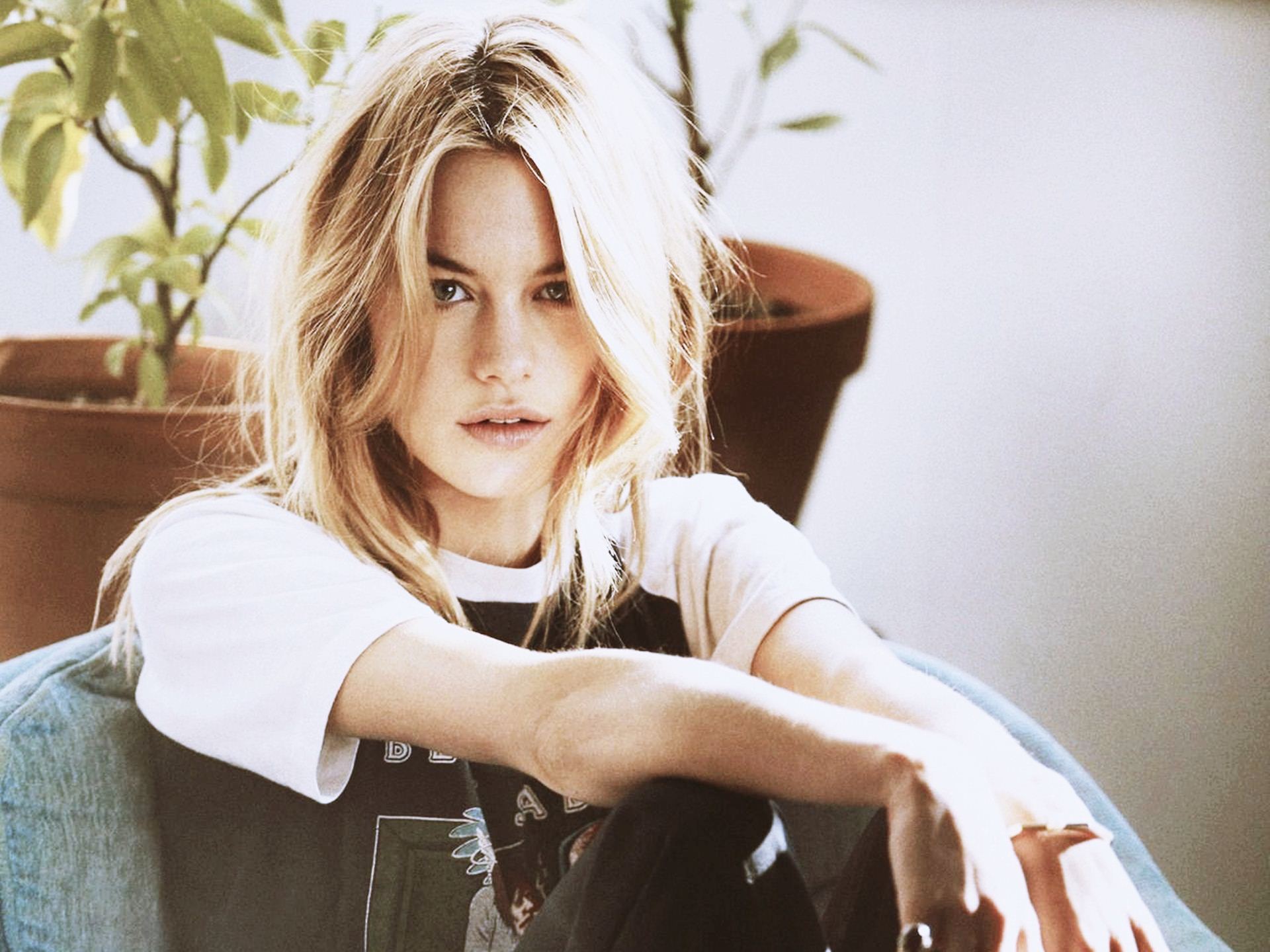 Camille Wallpaper - HD Wallpaper 