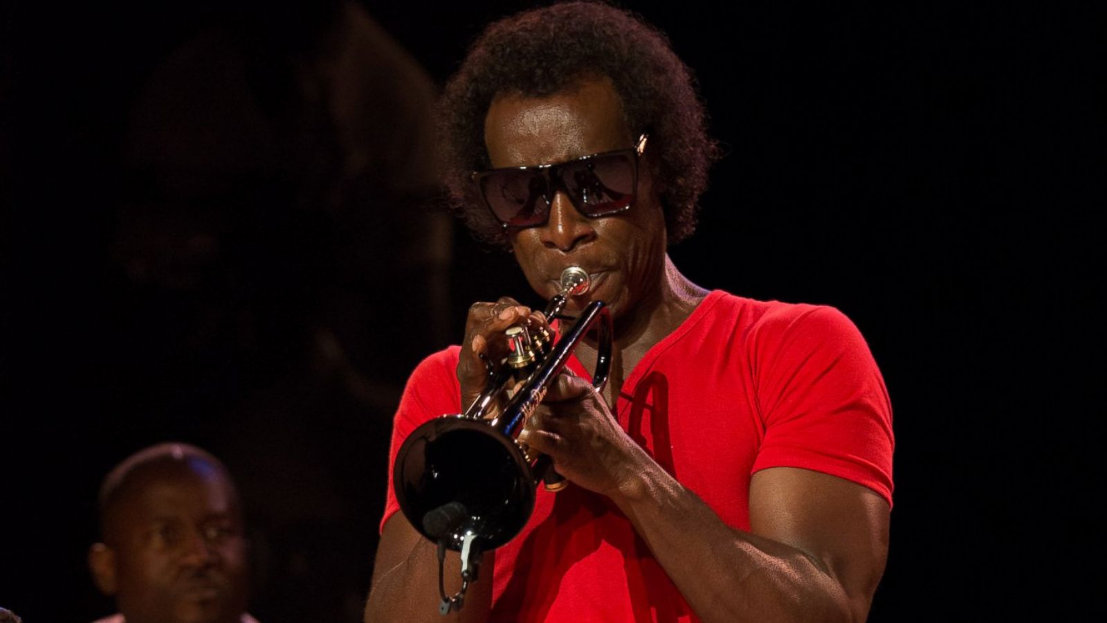 Miles Ahead Don Cheadle - HD Wallpaper 