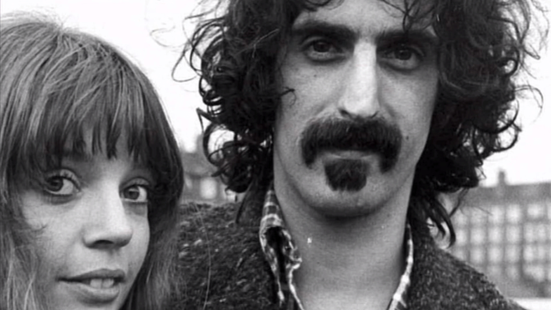 Frank Zappa Wife - HD Wallpaper 