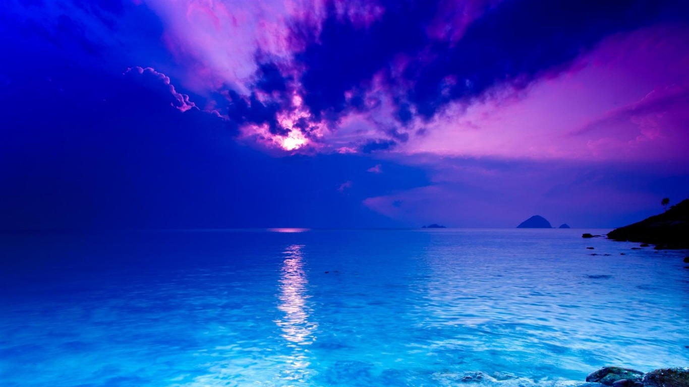 Crystal Blue-world Beautiful Scenery Wallpaper2012 - Deep Blue Wallpaper Ocean - HD Wallpaper 
