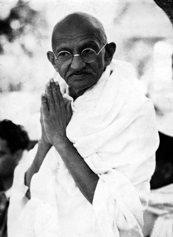 Mahatma Gandhi Gaali Memes - HD Wallpaper 