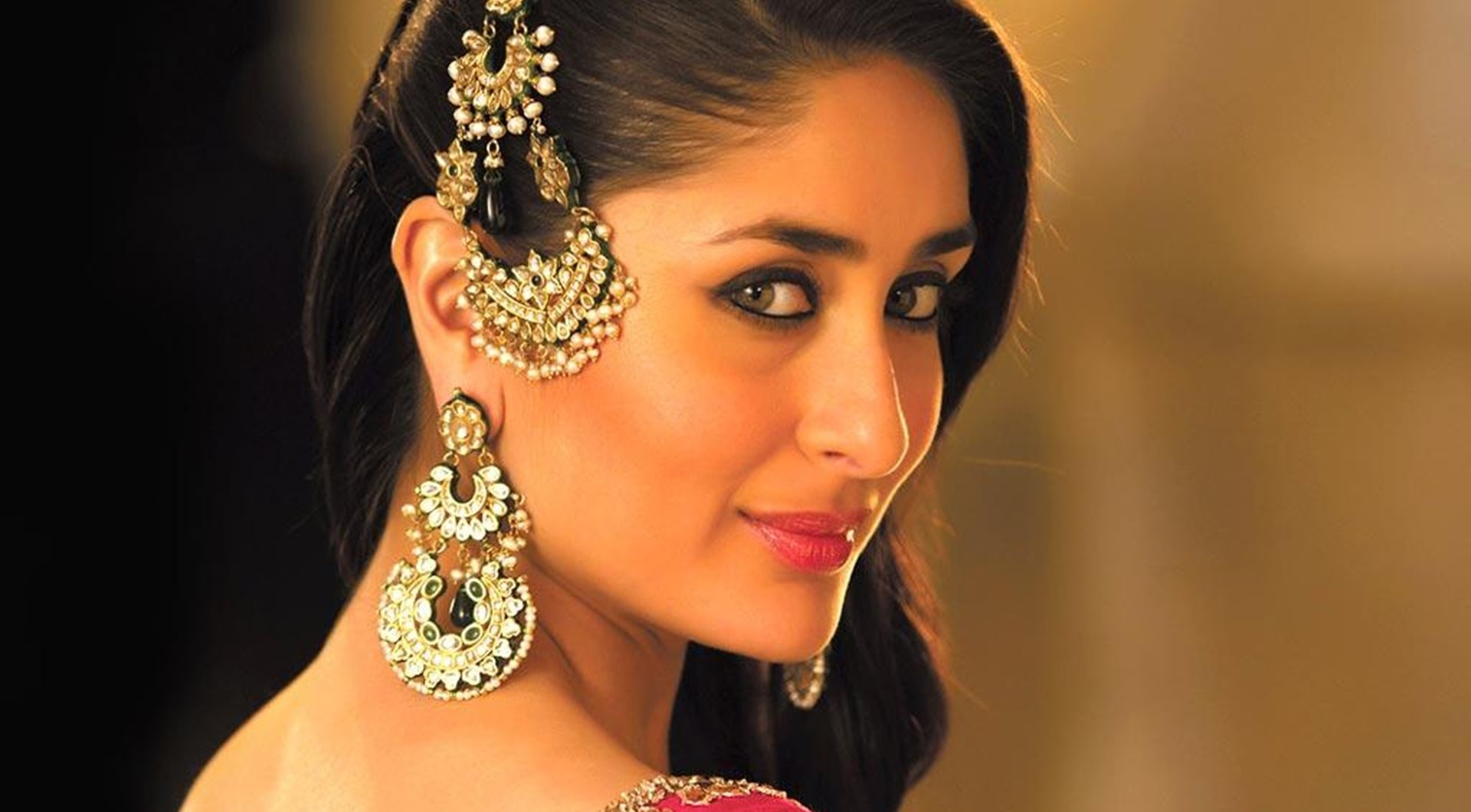 It S Confirmed Kareena Kapoor Will Essay The Role Of - Kareena Kapoor In Dil Mera Muft Ka - HD Wallpaper 