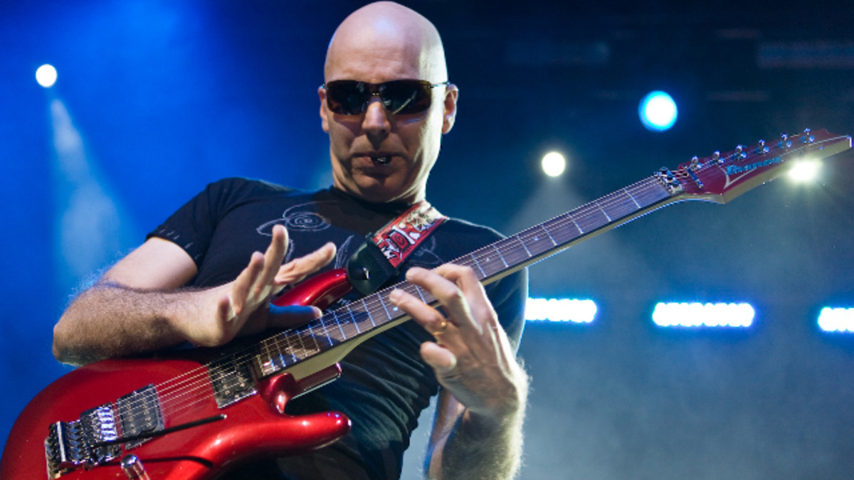 Joe Satriani - HD Wallpaper 