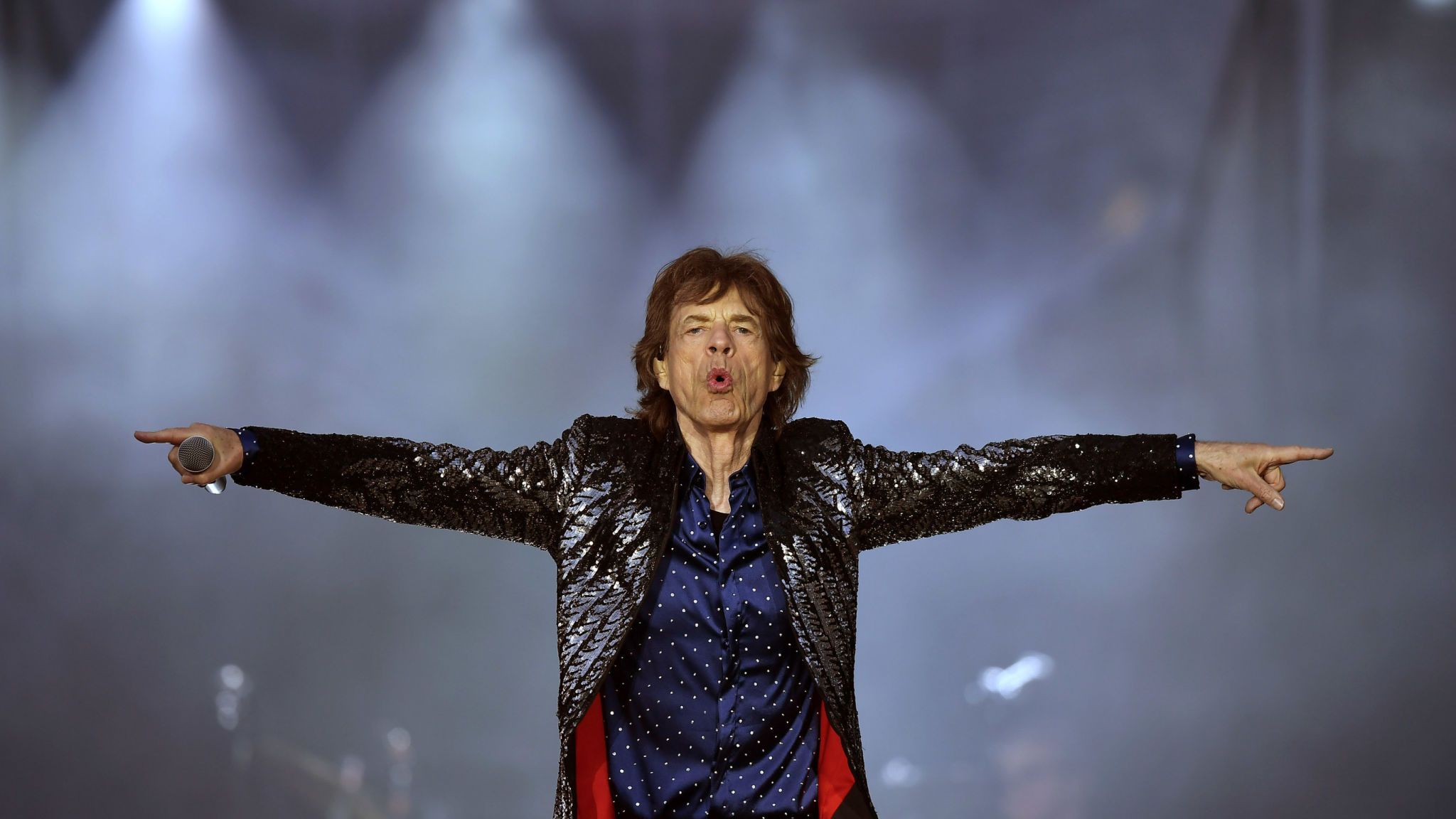 Mick Jagger Of The Rolling Stones Performs Live On - Mick Jagger Live 2019 - HD Wallpaper 
