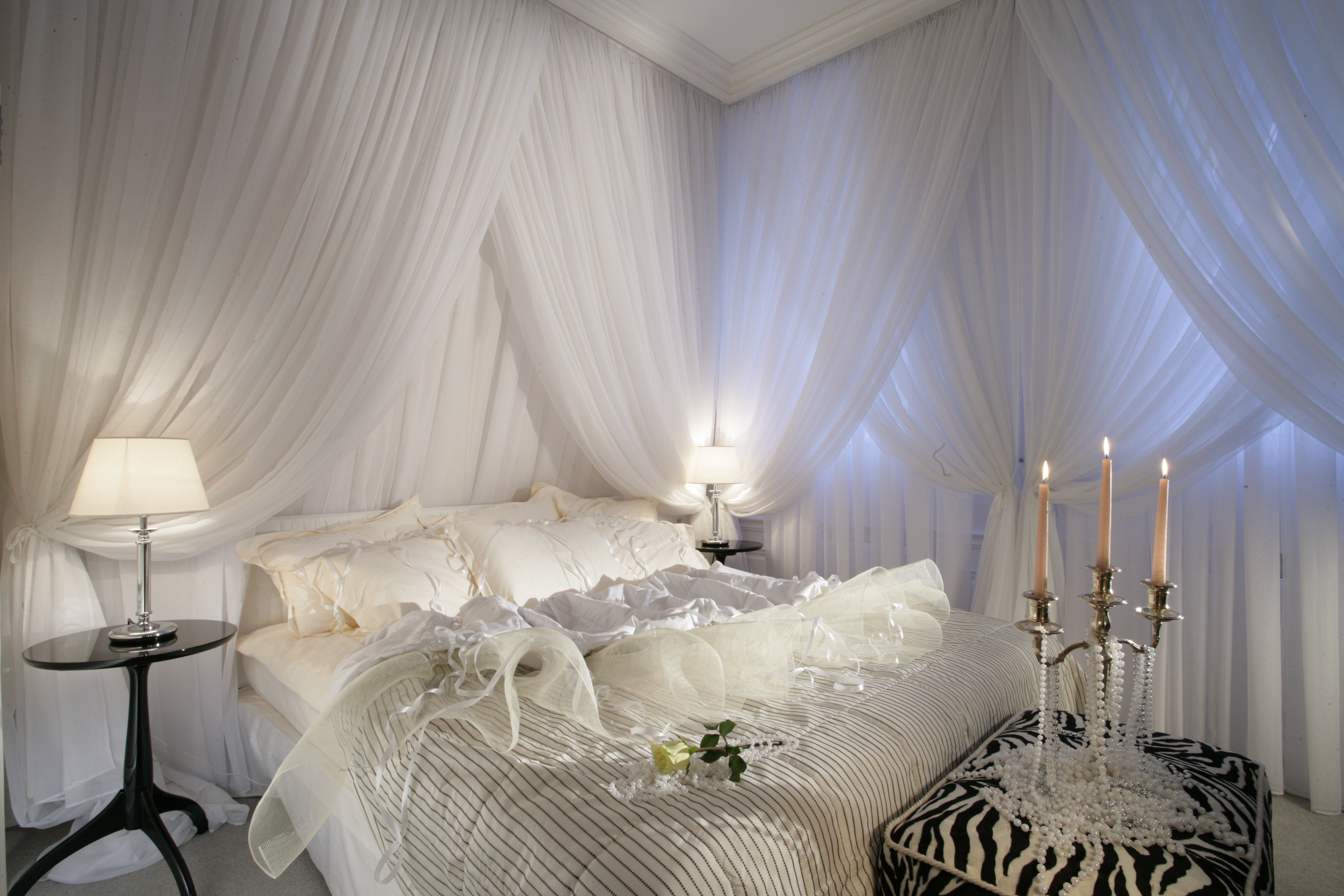 Luxury White Bedroom Ideas - HD Wallpaper 