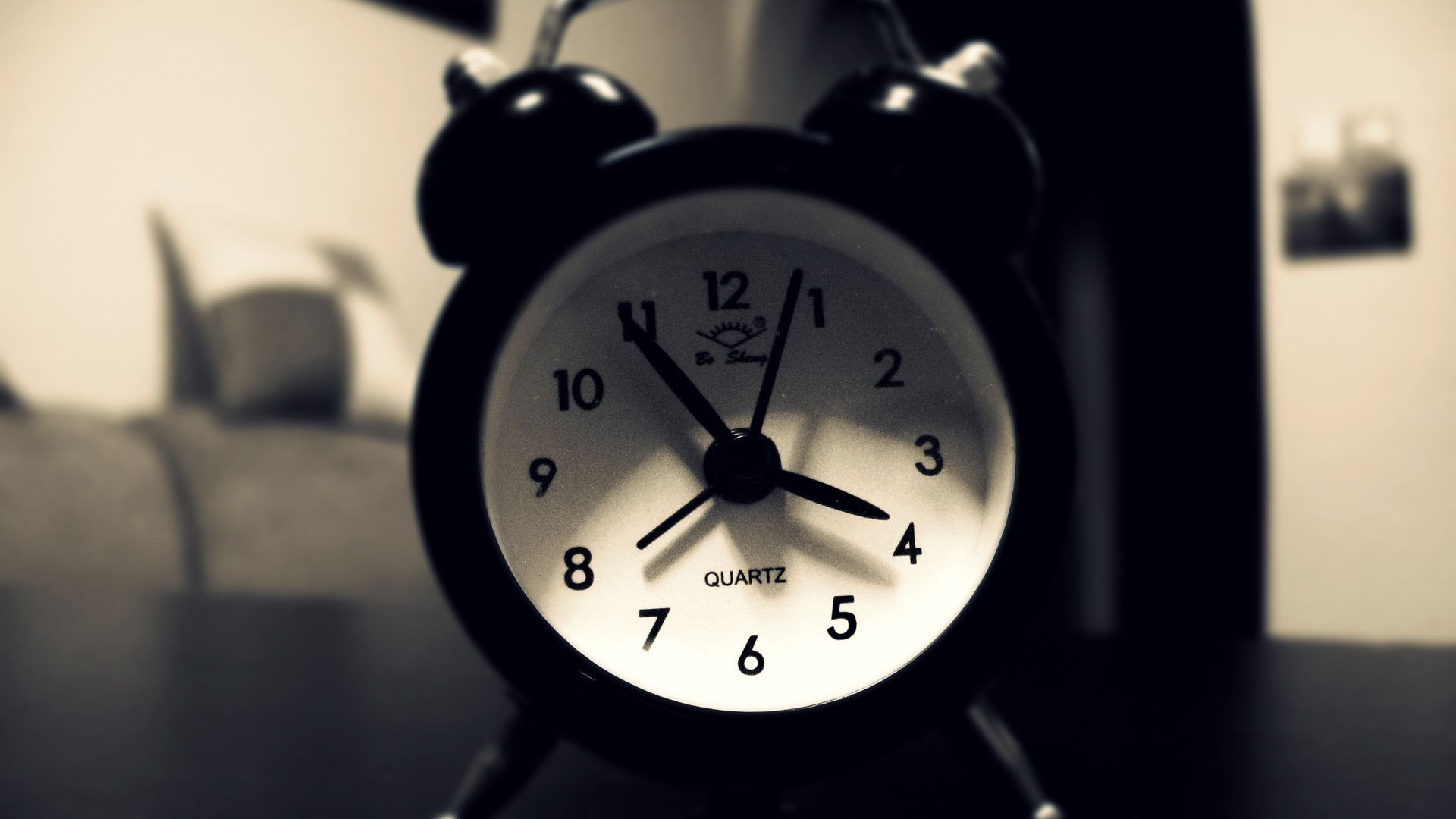 Alarm Clock - HD Wallpaper 
