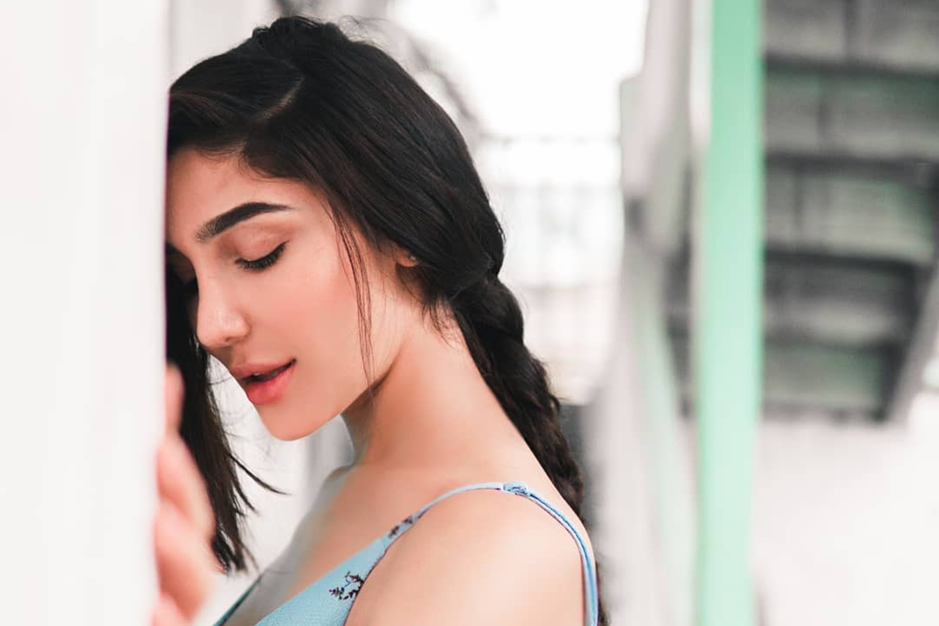 Hola Halina Desktop Wallpaper - Hola Halina - HD Wallpaper 