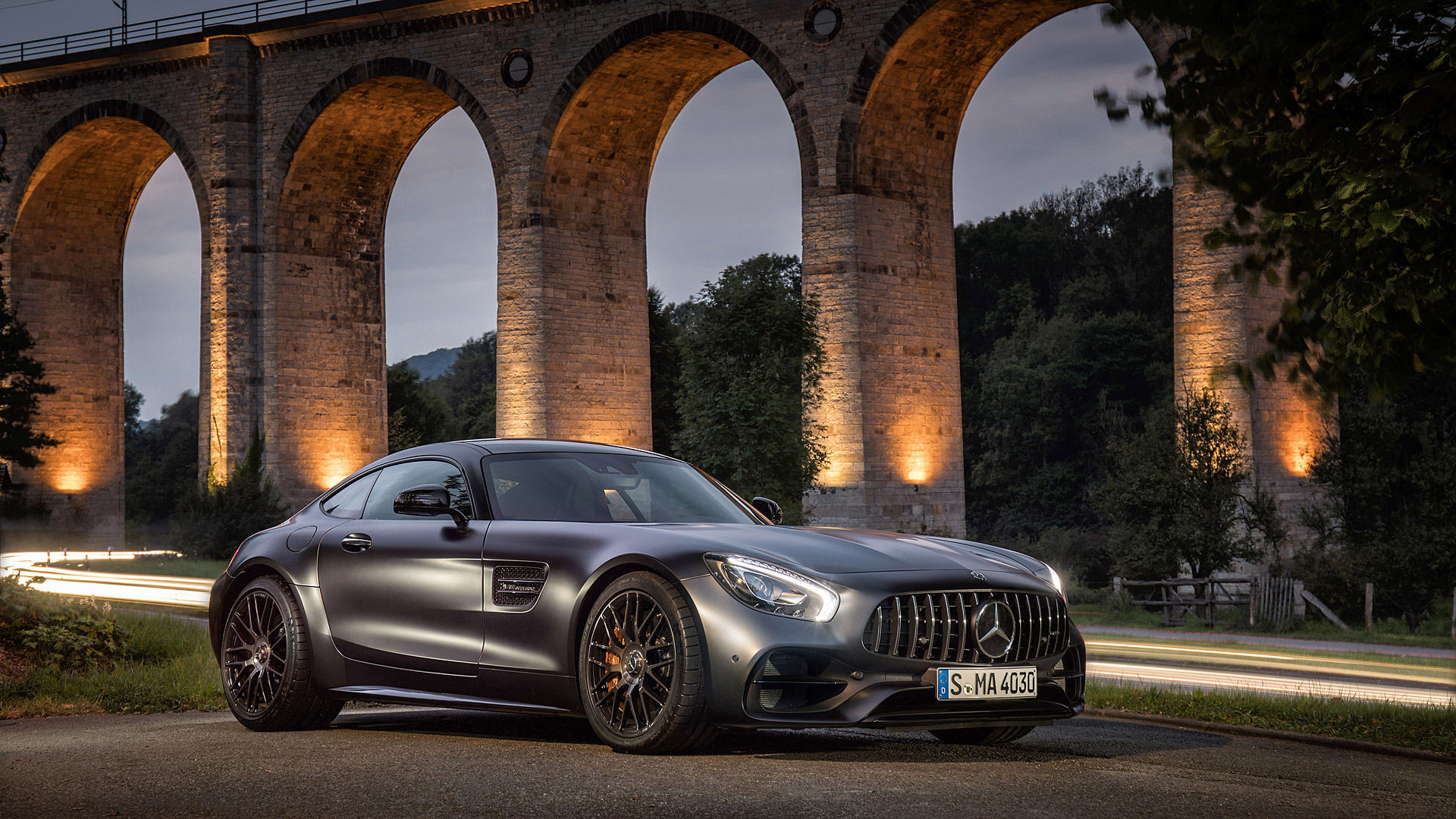 Mercedes Amg Gt Background - HD Wallpaper 