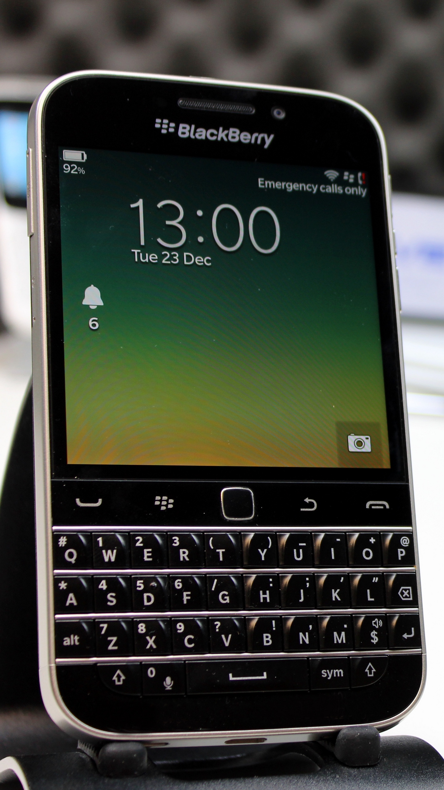 Wallpaper Blackberry, Classic, Smartphone - Blackberry Classic - HD Wallpaper 