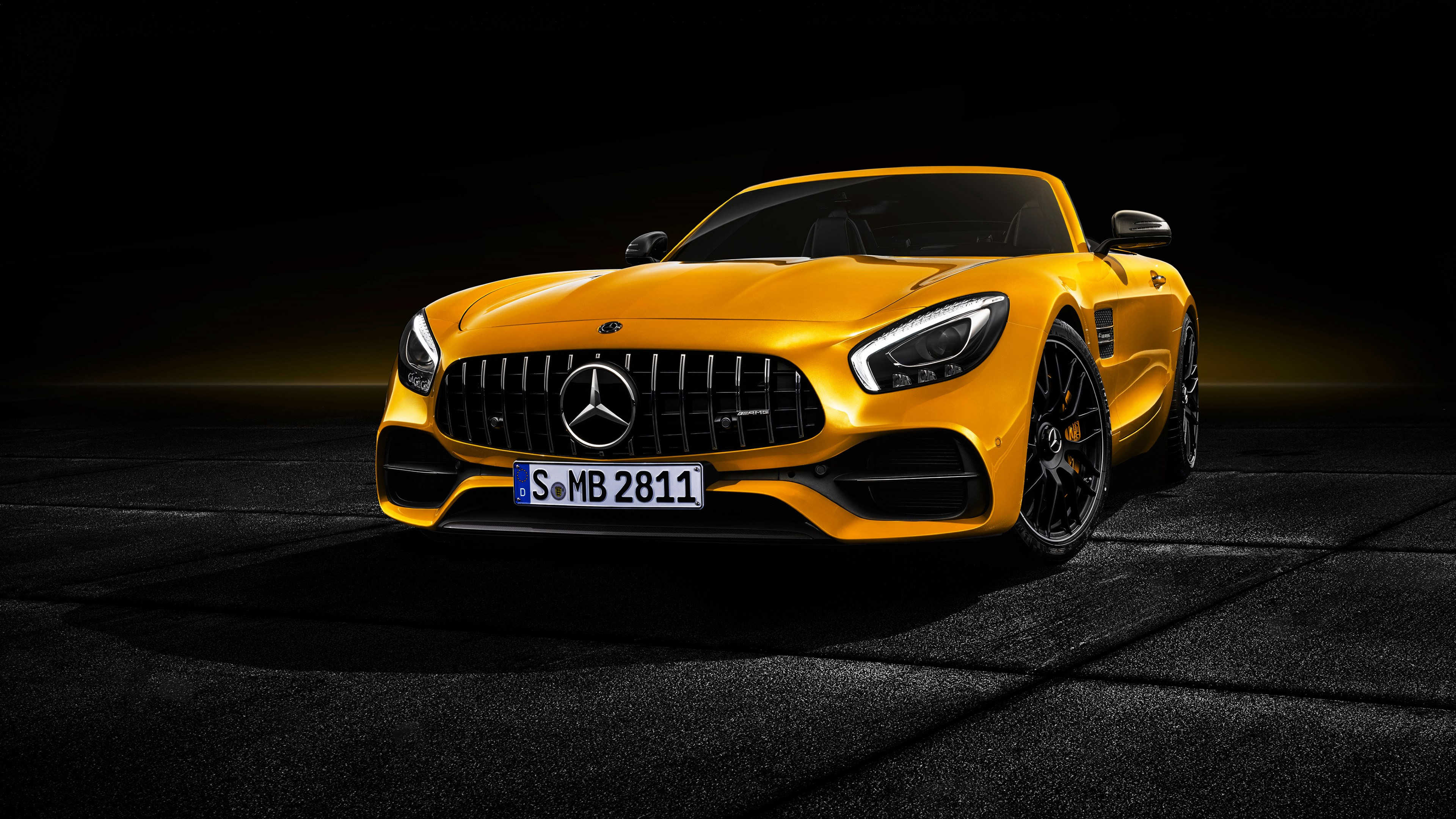 Mercedes Amg Gt S Roadster Yellow Uhd 4k Wallpaper - Mercedes Benz Amg Gt S 2019 - HD Wallpaper 