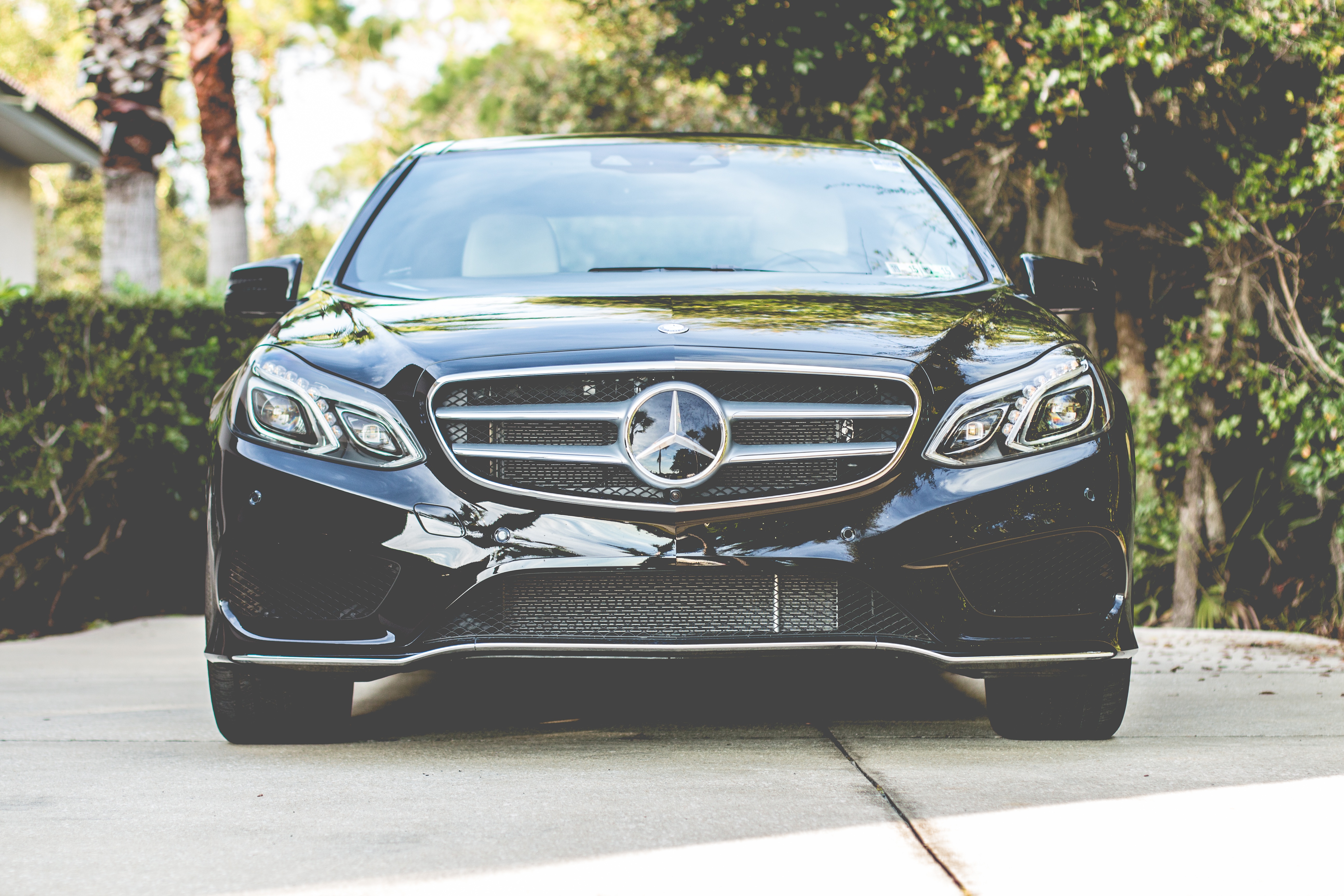 Wallpaper Mercedes Benz, Front View, Logo - Mercedes Benz Car Picture Download - HD Wallpaper 