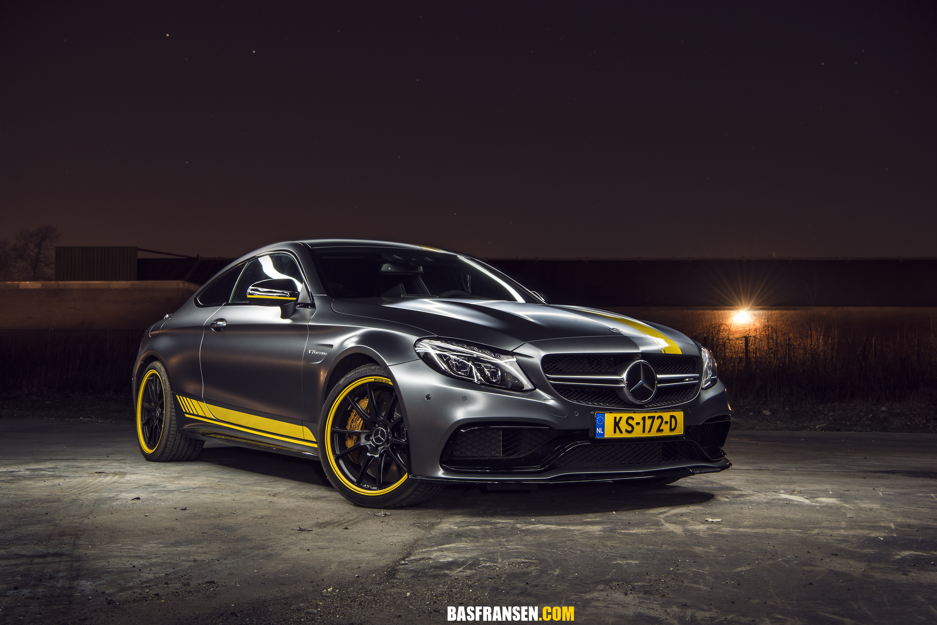 Mercedes C63 Amg Background - HD Wallpaper 