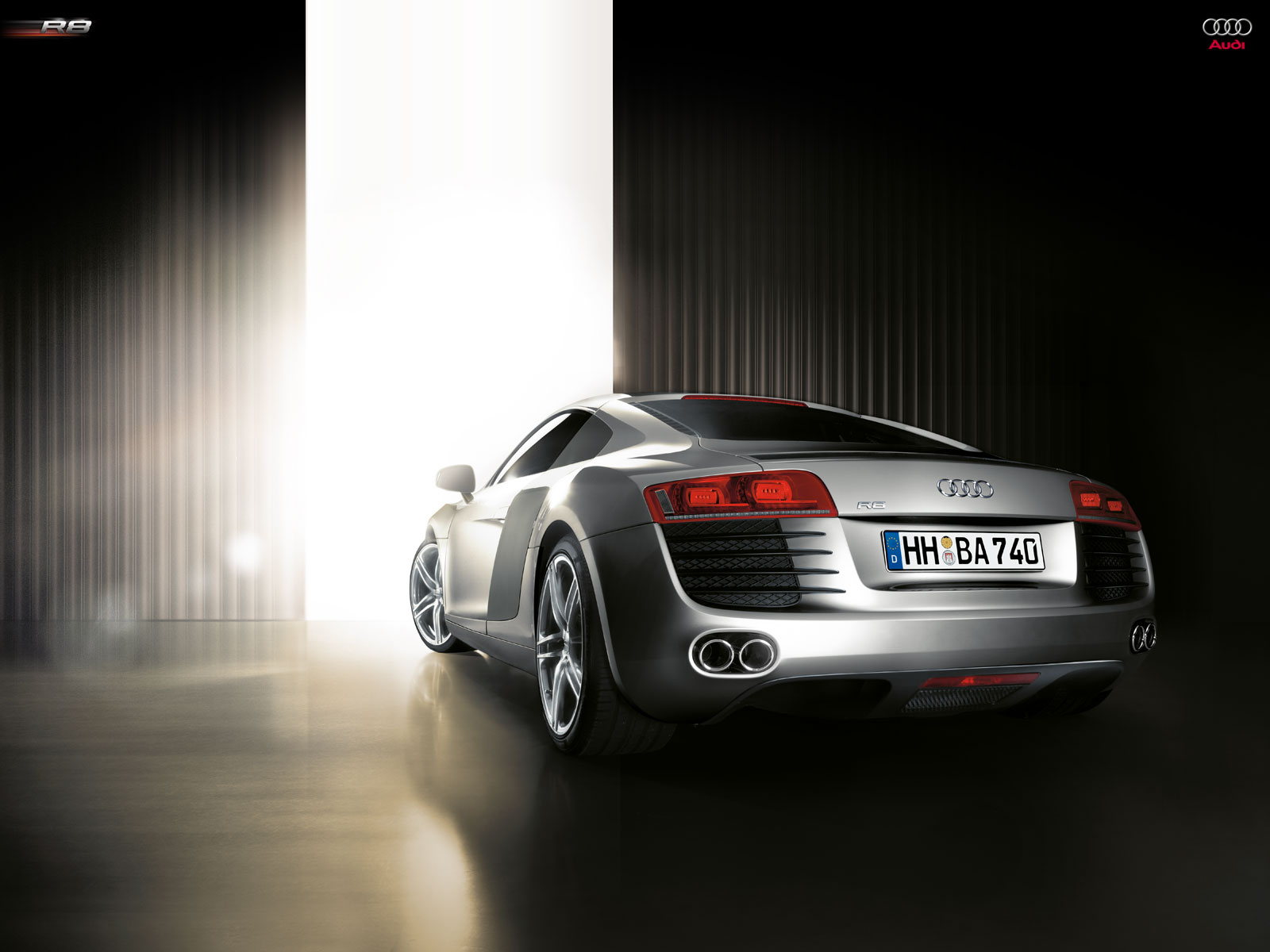 Audi R8 Rear - HD Wallpaper 