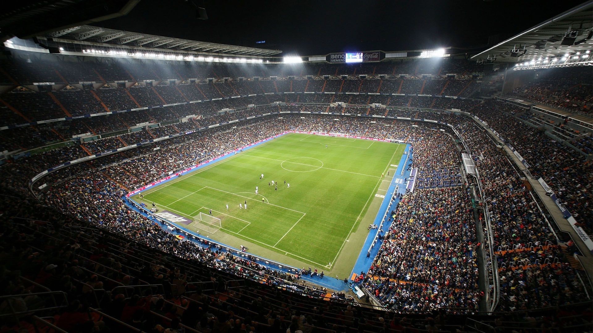 Santiago Bernabeu Stadium Wallpaper - Santiago Bernabéu Stadium - HD Wallpaper 