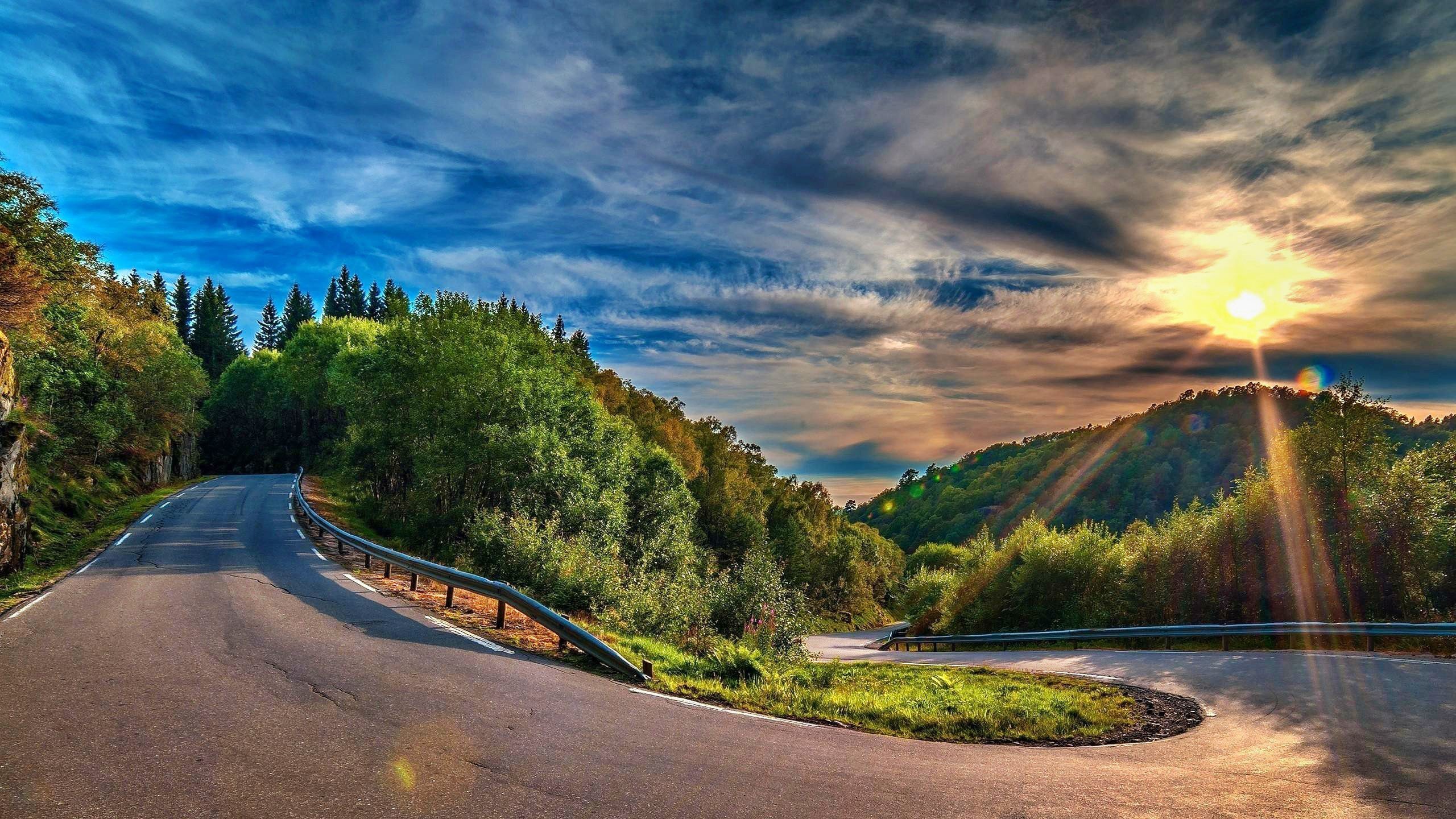 Data Src Country Roads Wallpaper For Iphone 5s - Winding Road - HD Wallpaper 