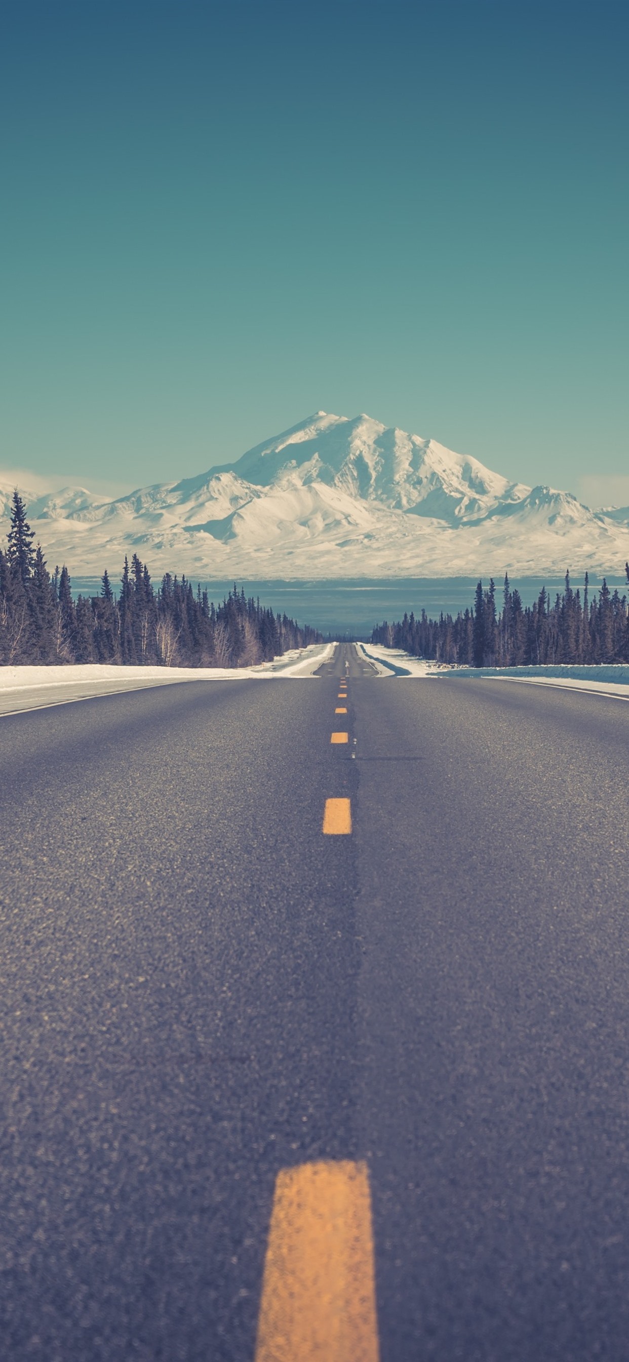Iphone Wallpaper Mountains, Road, Snow, Winter, Trees - Canada Wallpaper Iphone - HD Wallpaper 