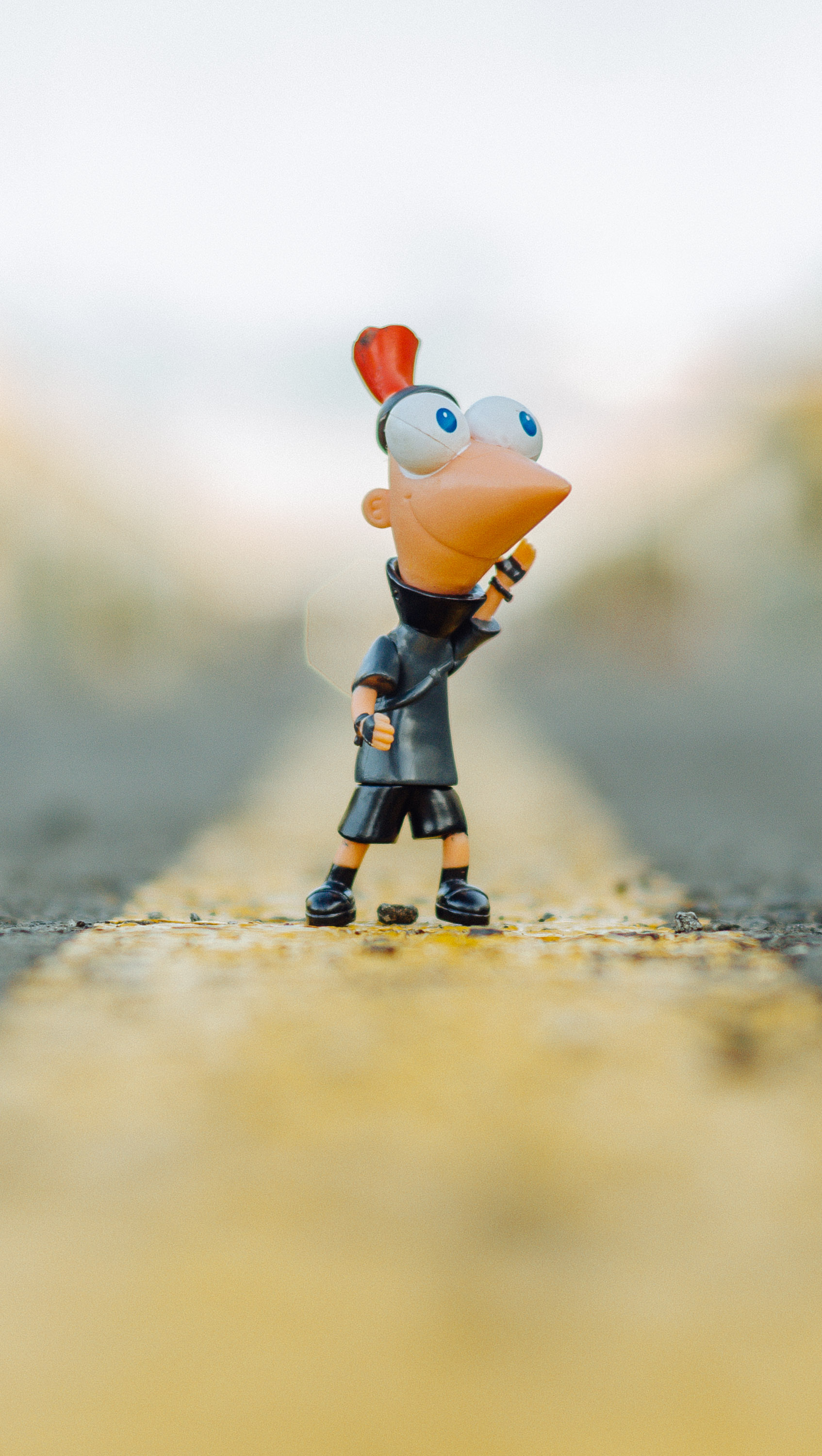 Figurine - 1694x2998 Wallpaper - teahub.io