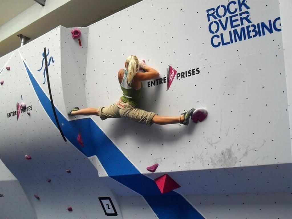 Wallpaper - Rock Climbing Meme - HD Wallpaper 