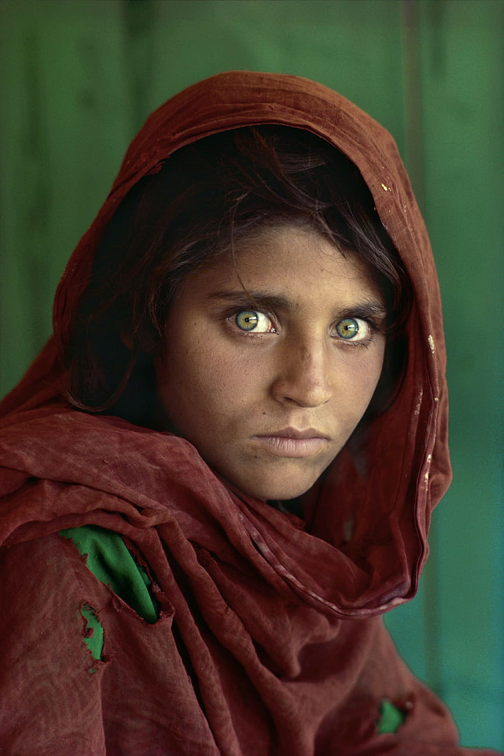 Afghan Girl - HD Wallpaper 