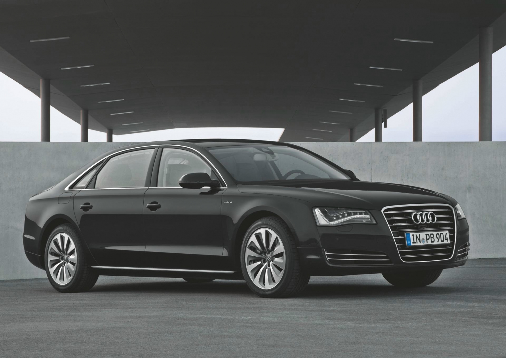 Audi A8 Tfsi E - Audi A8 Long 2013 - HD Wallpaper 