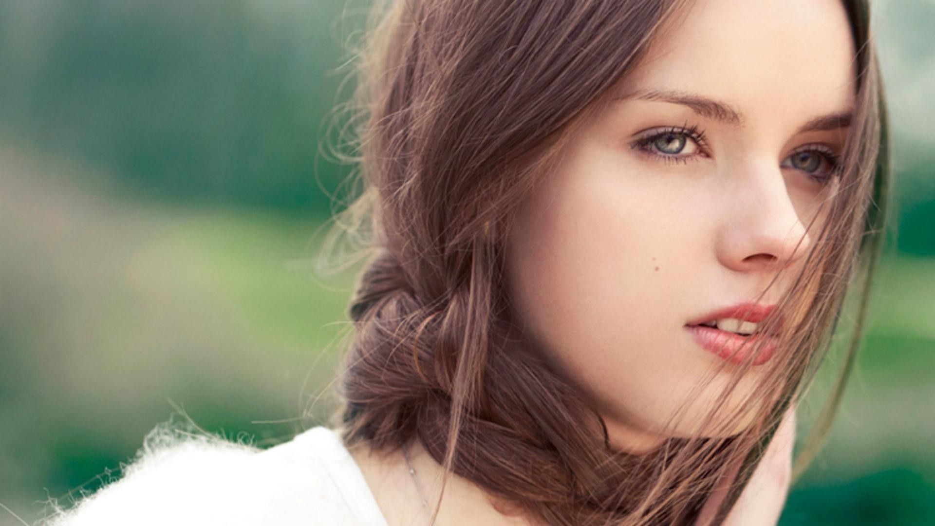 Beautiful Girls With Names - HD Wallpaper 