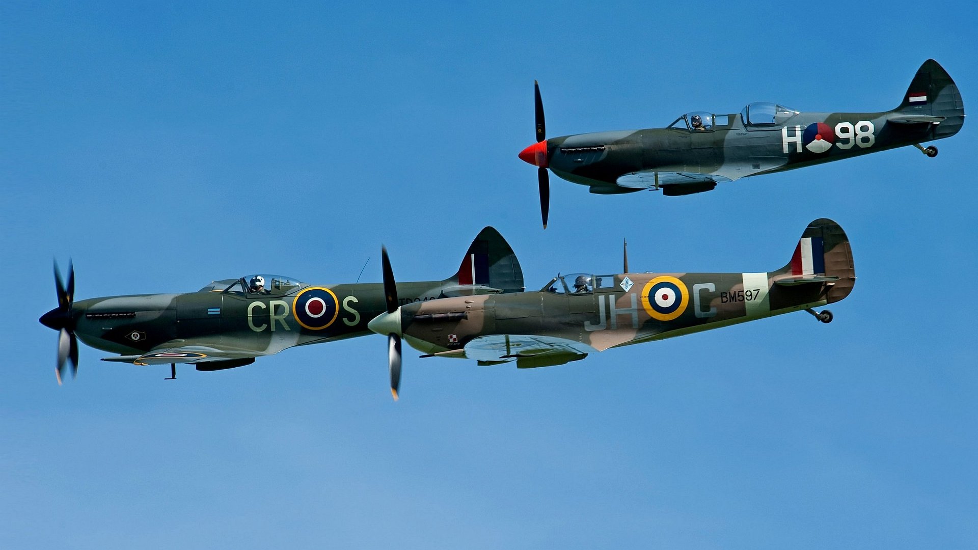 Awesome Supermarine Spitfire Free Wallpaper Id - Spitfire Wallpaper Spitfire - HD Wallpaper 