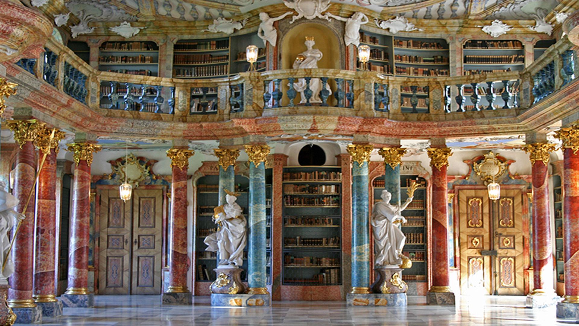 Magnificent Library - Renaissance - HD Wallpaper 