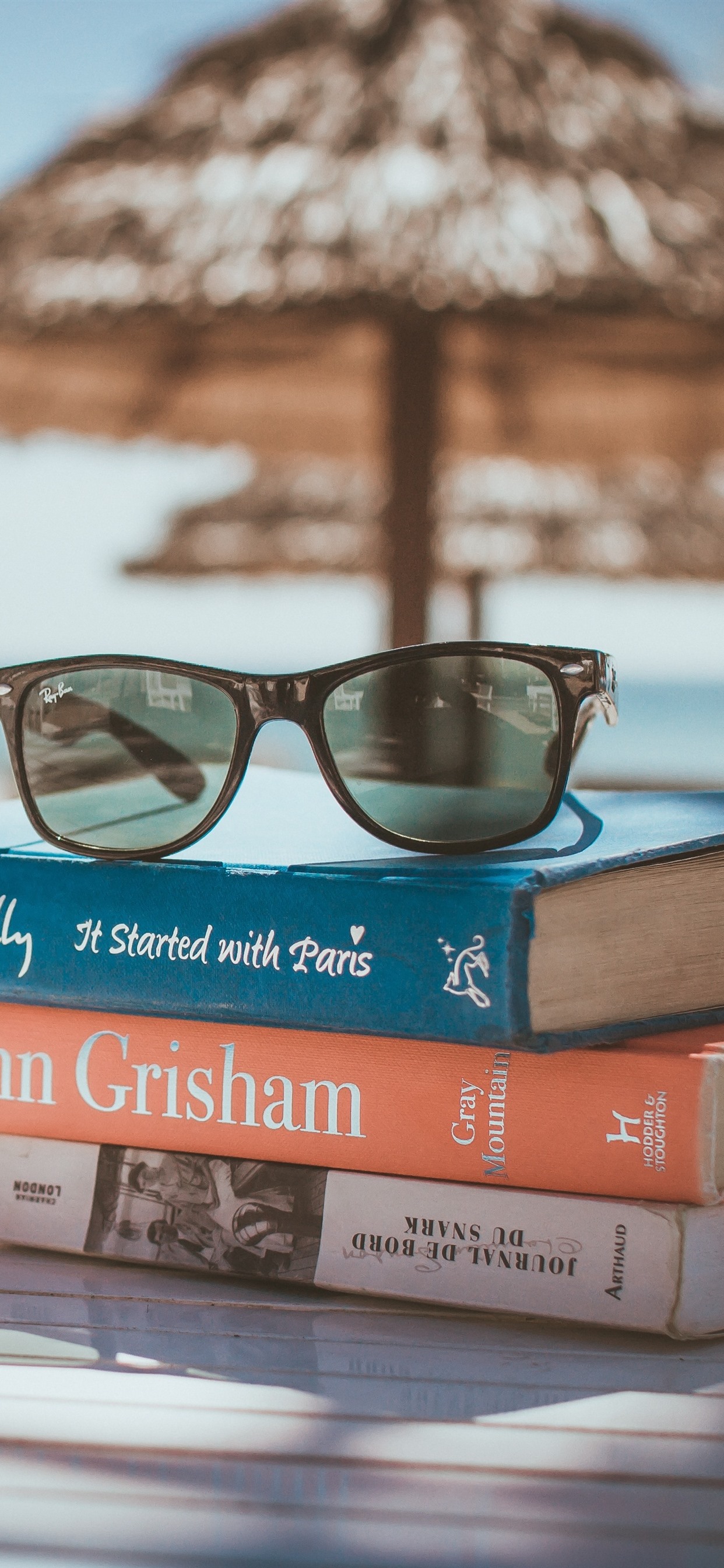 Iphone Wallpaper Books, Glasses, Tropical - Beach And Books Iphone - HD Wallpaper 