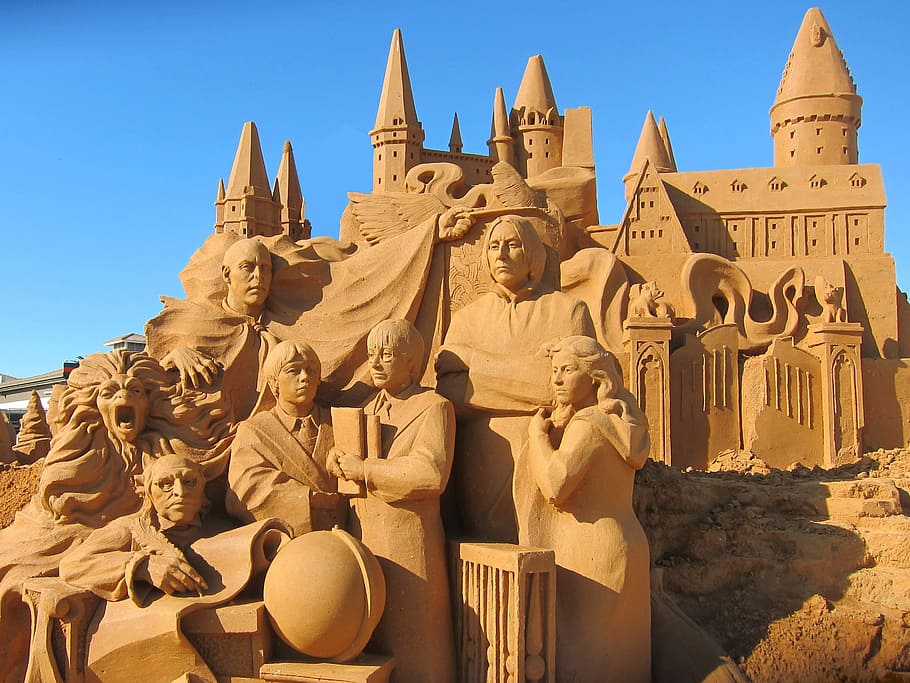 Harry Potter, Sand, Sculpting, Hogwarts, Sand Sculpting, - Hogwarts De Arena - HD Wallpaper 