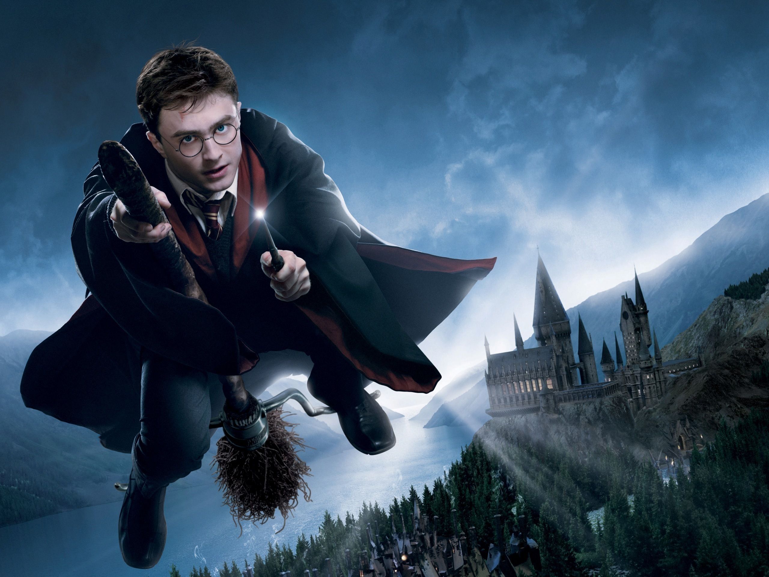 Harry Potter On Broomstick - HD Wallpaper 