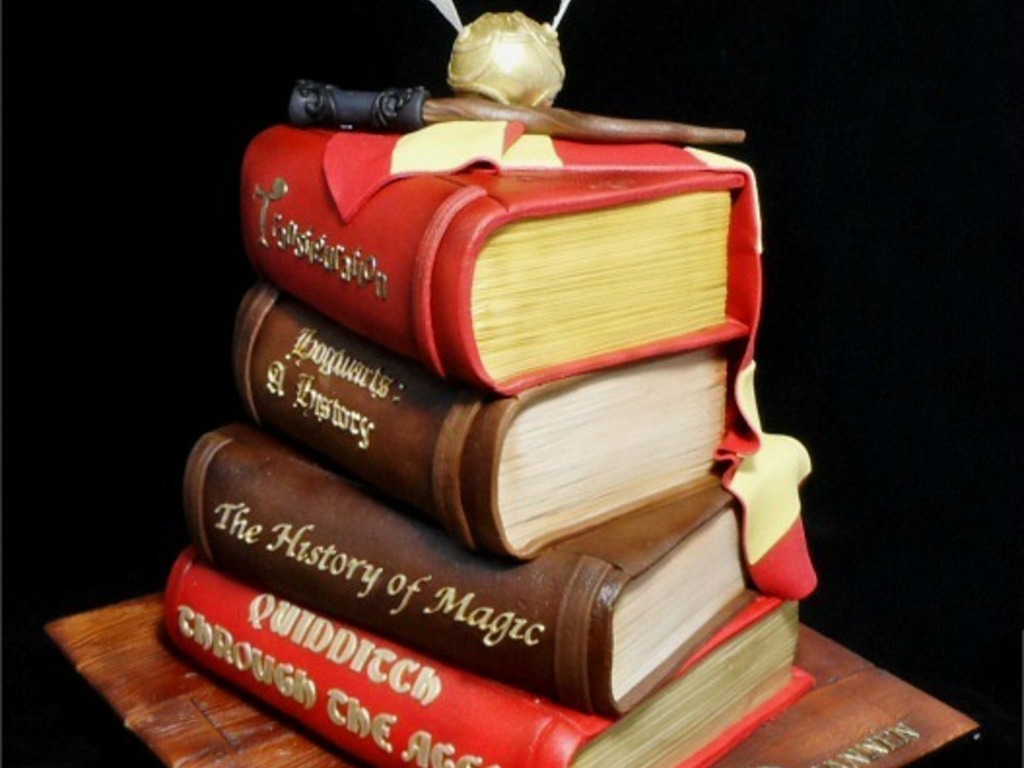 Harry Potter Books Cake Ideas - HD Wallpaper 