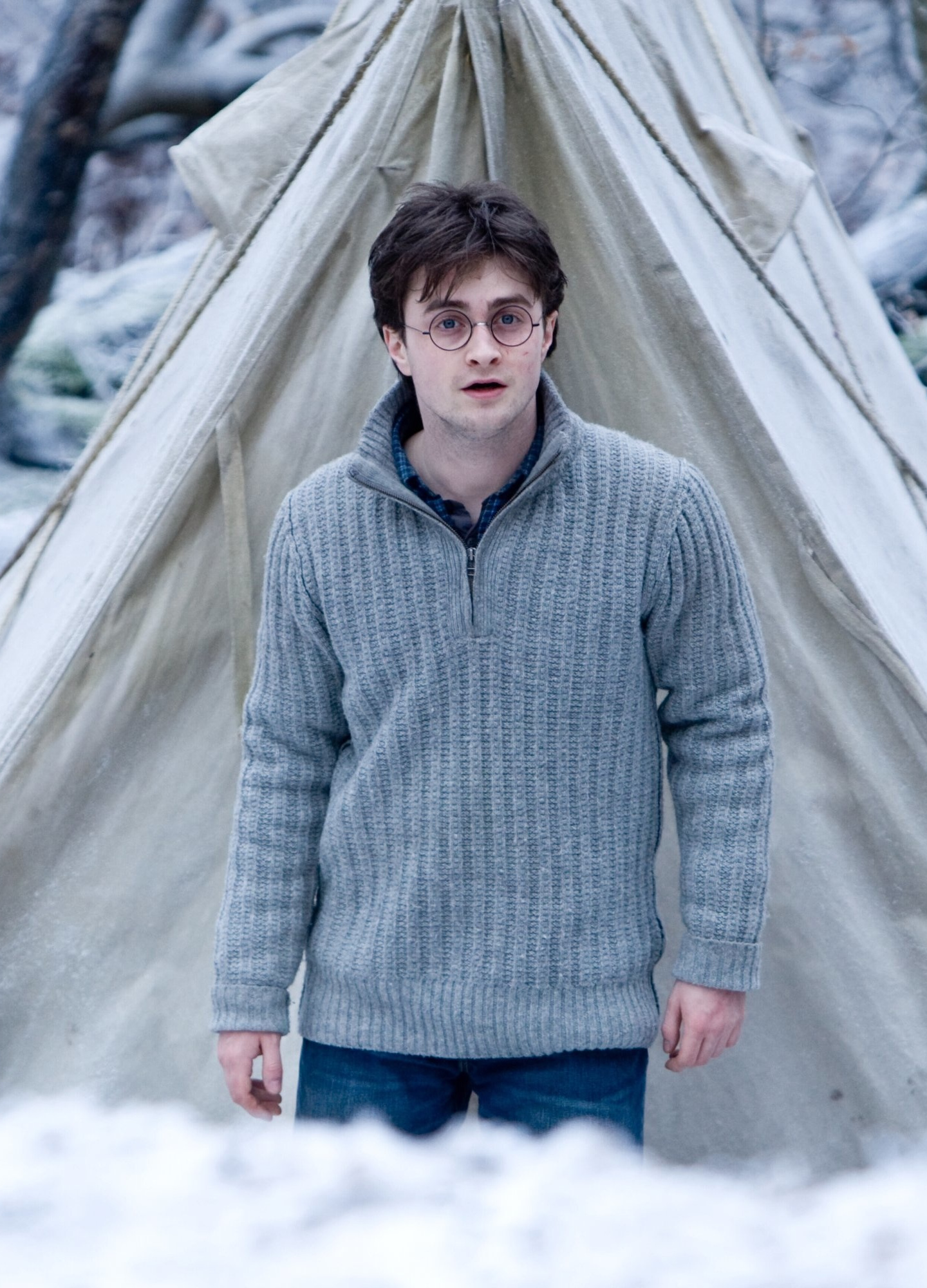 Harry Potter And The Deathly Hallows Part 1, Movie, - Daniel Radcliffe Harry Potter Deathly Hallows - HD Wallpaper 