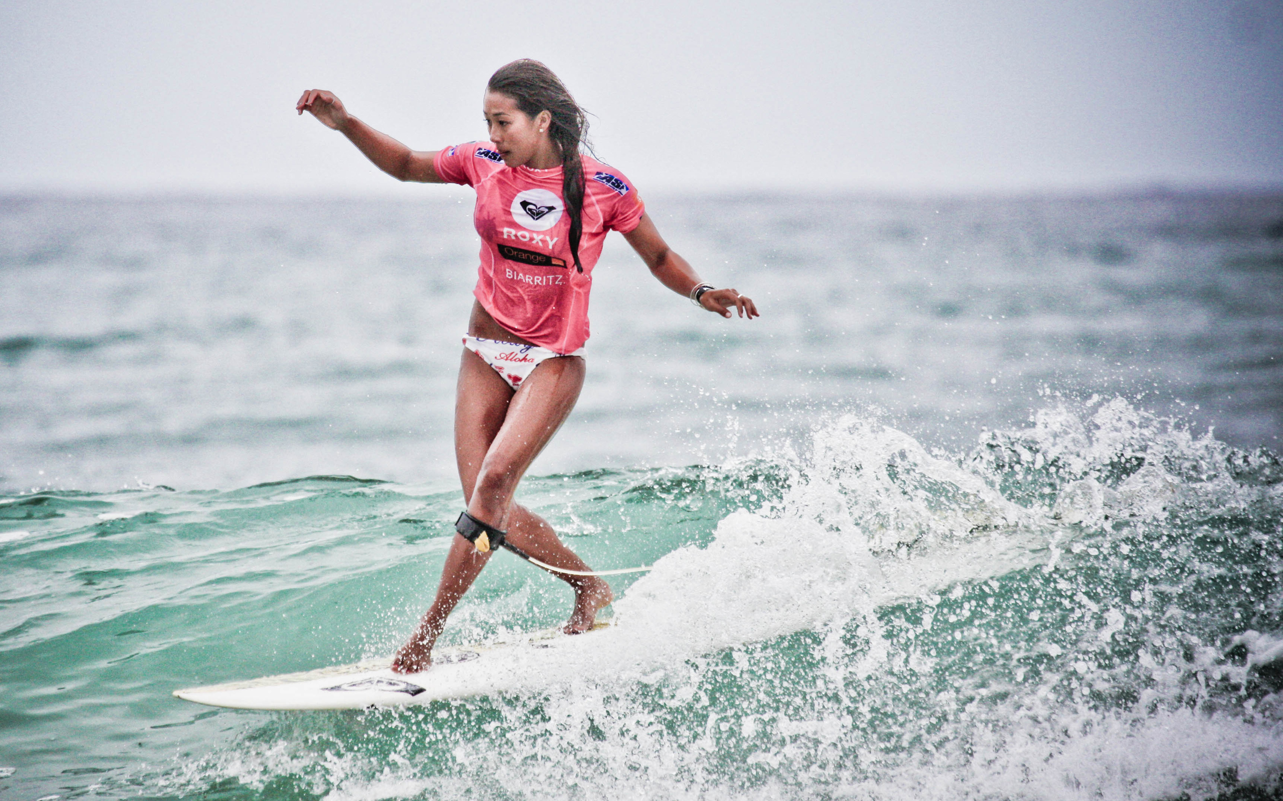 Girls Surfing Longboard Hd - HD Wallpaper 