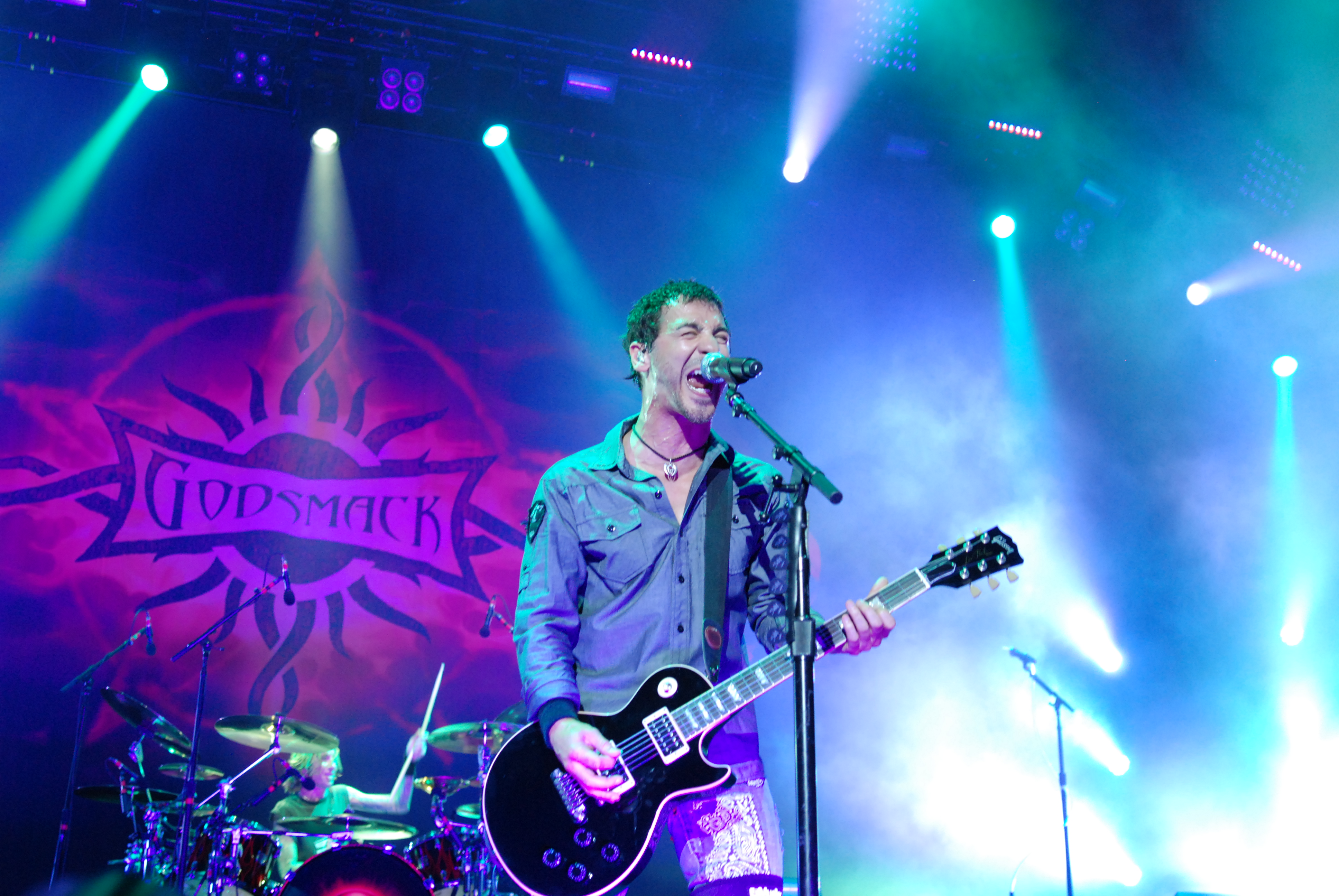 Godsmack Live Concert - HD Wallpaper 