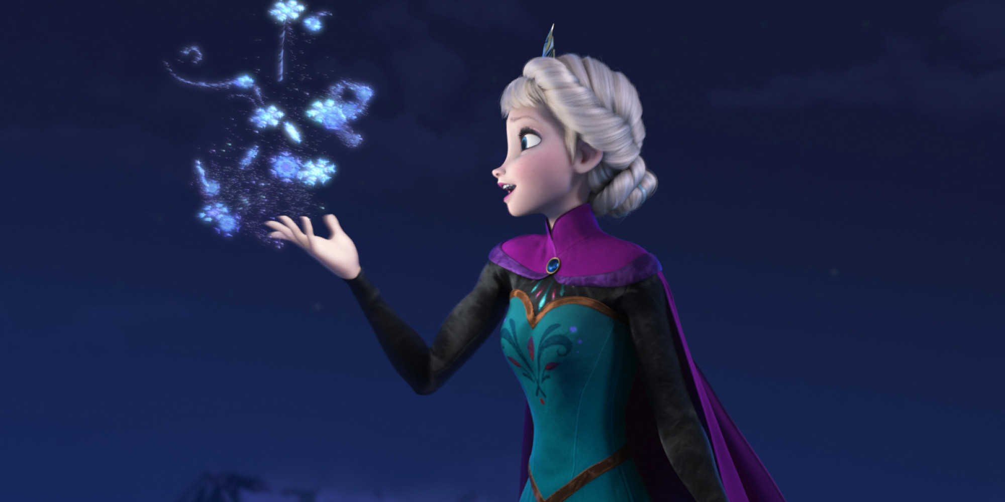 Elsa Frozen 2 - HD Wallpaper 