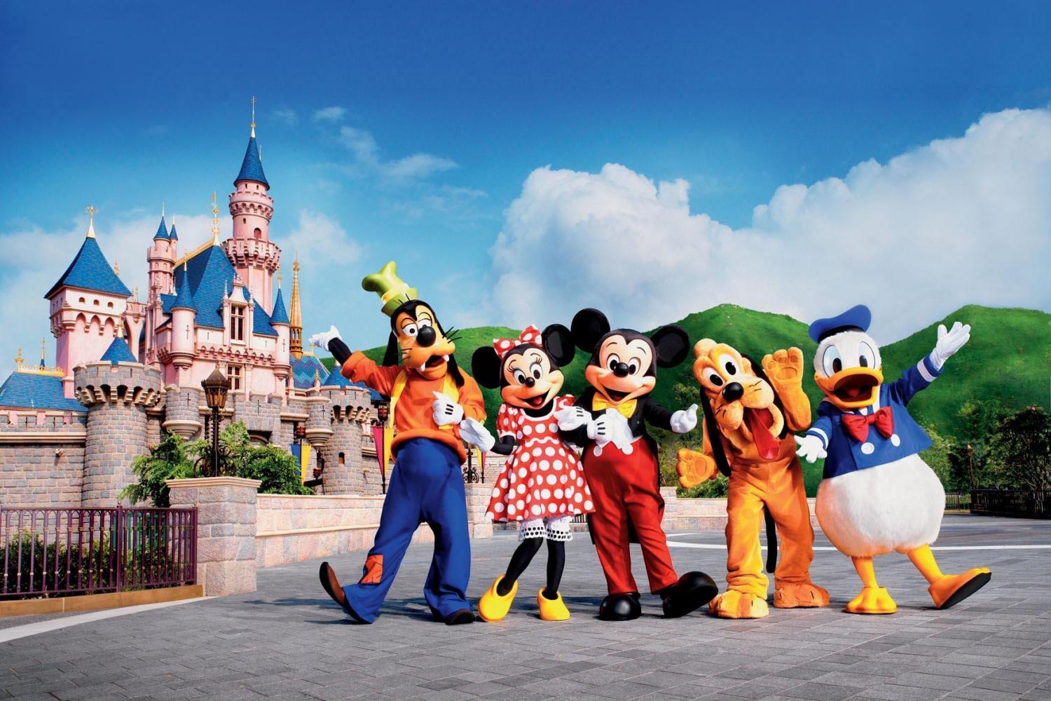 Hong Kong Disneyland Wallpapers - Hong Kong Macau Tourist Places - HD Wallpaper 