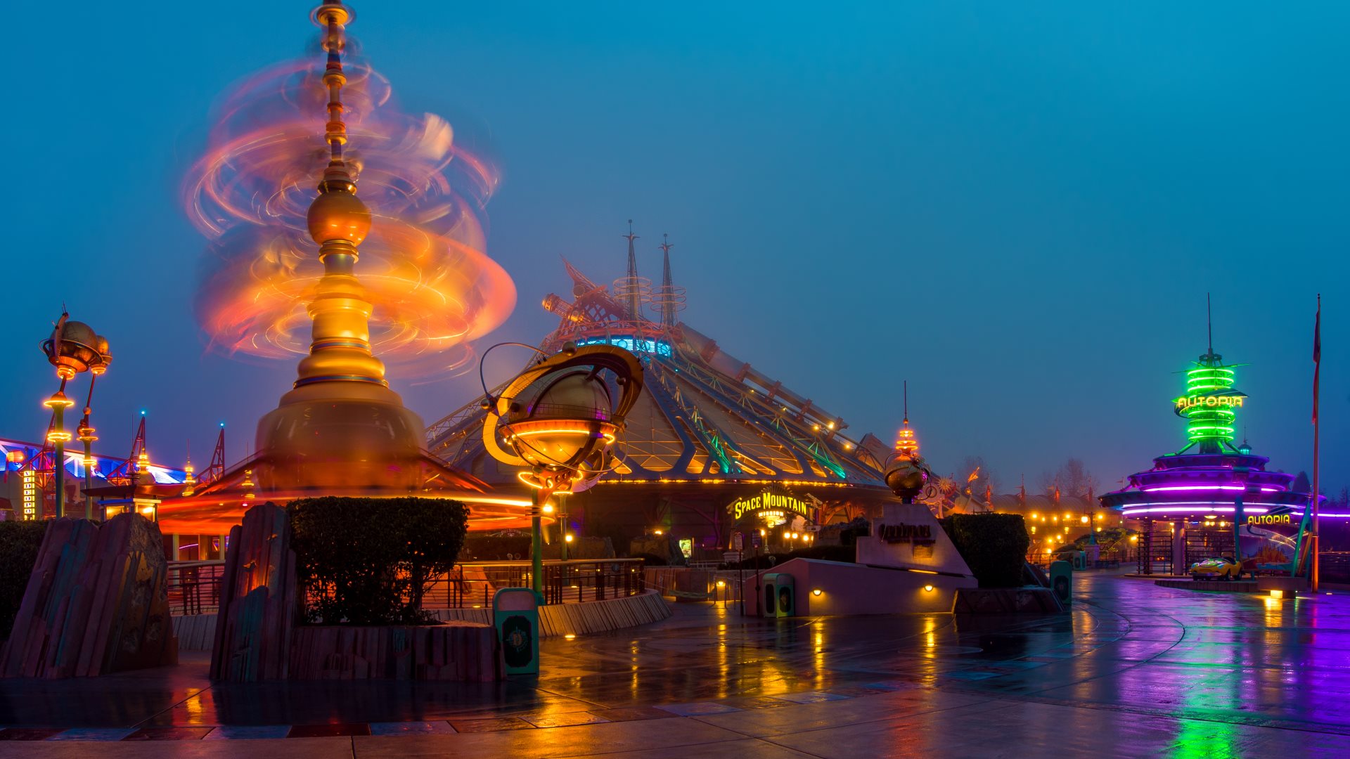 Disneyland Paris Wallpaper - Disneyland Paris Discovery Land - HD Wallpaper 