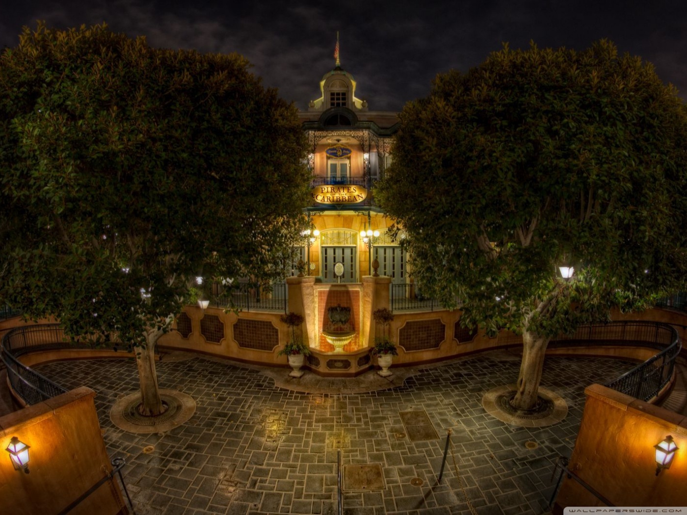 Pirates Of The Caribbean Wallpaper Disneyland - HD Wallpaper 