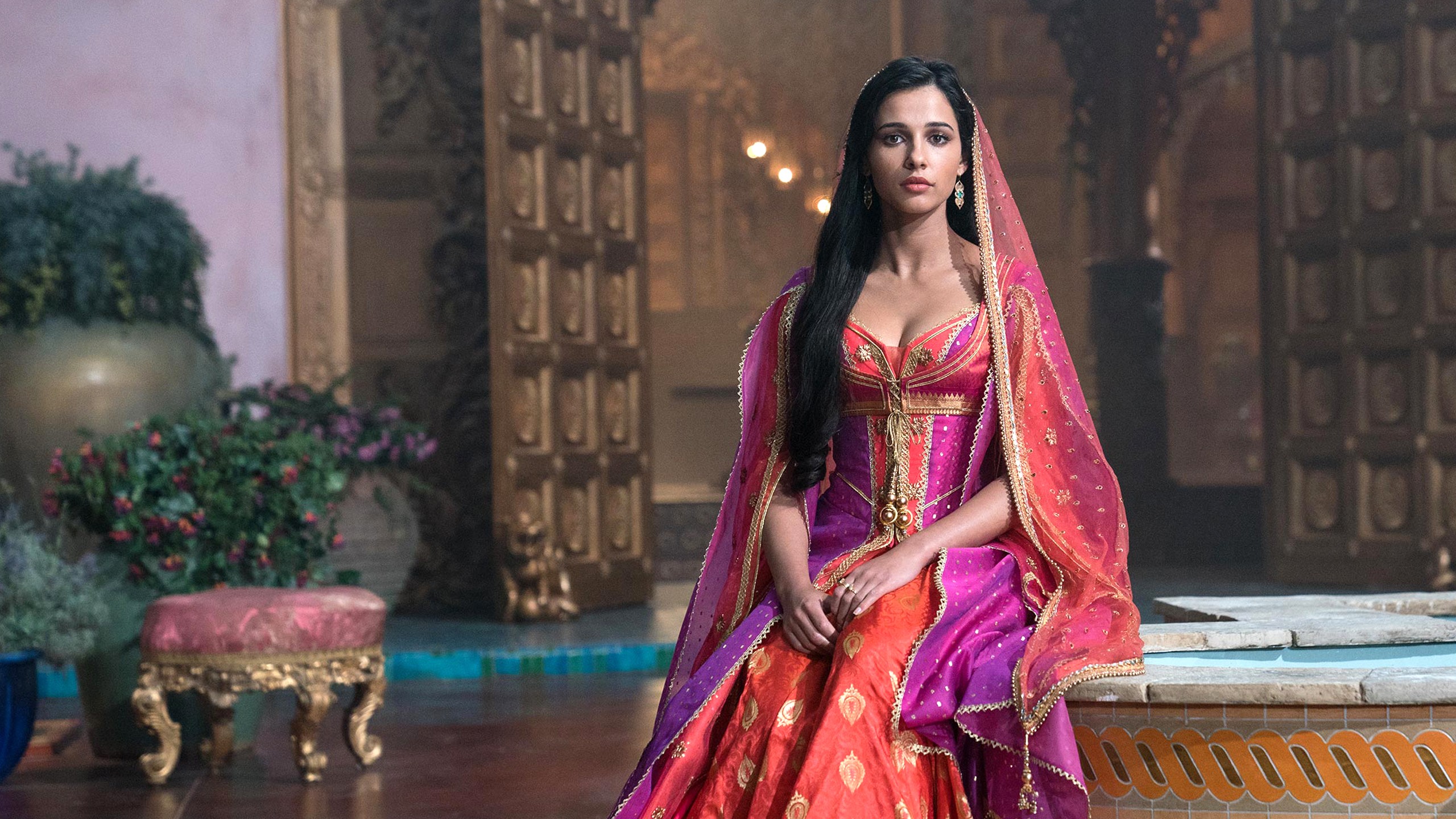 Naomi Scott As Princess Jasmine In Aladdin - Naomi Scott In Aladdin - HD Wallpaper 
