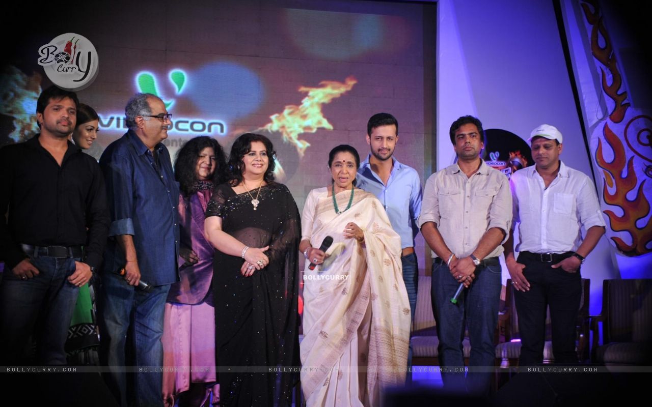 Abida Parveen, Runa Laila, Asha Bhosle, Atif Aslam - Decoration - HD Wallpaper 