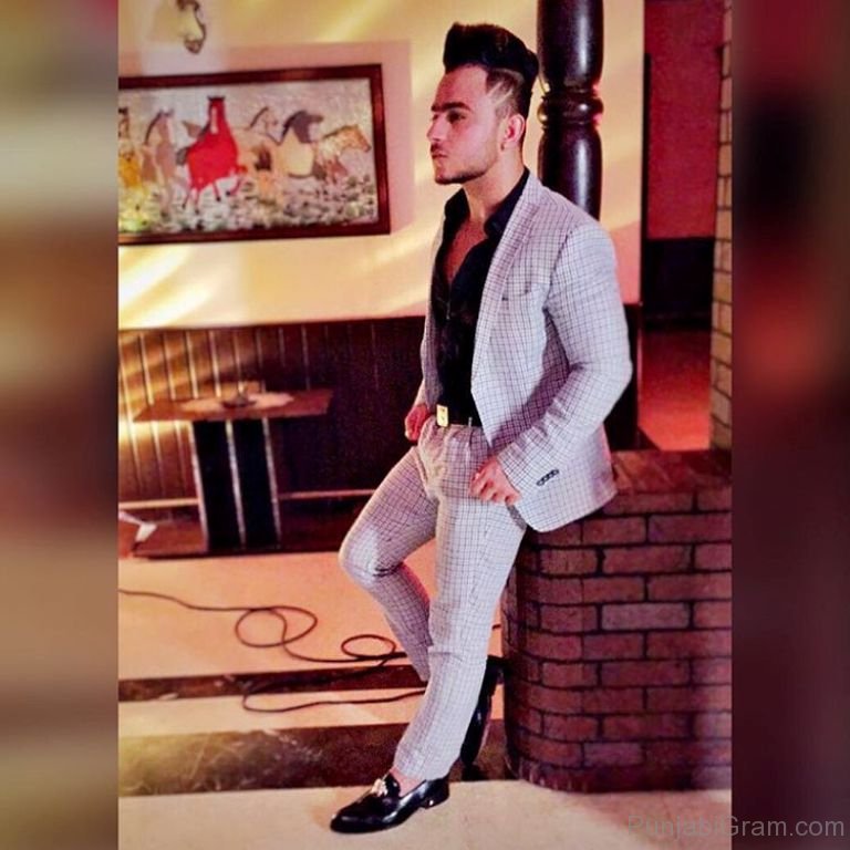 millind gaba blazer