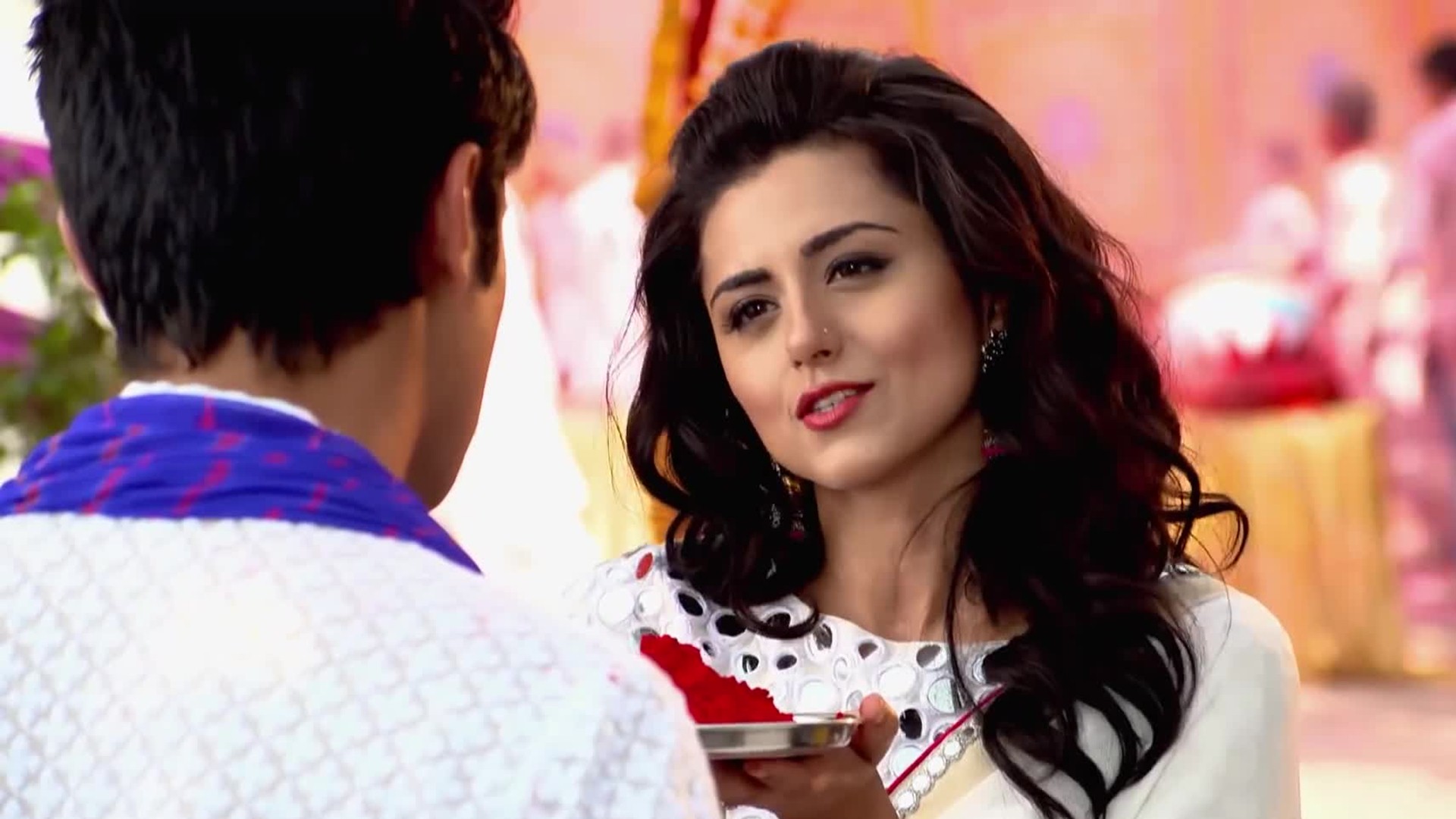 Riddhi Dogra In Woh Apna Sa Hd Wallpapers - HD Wallpaper 