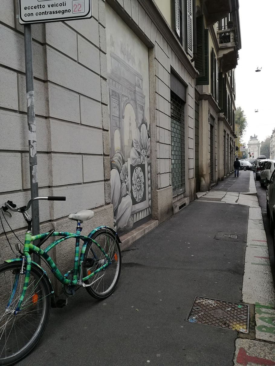 Italy, Milano, Via Cesare Cesariano, Arc, Park, Normal, - Hybrid Bicycle - HD Wallpaper 