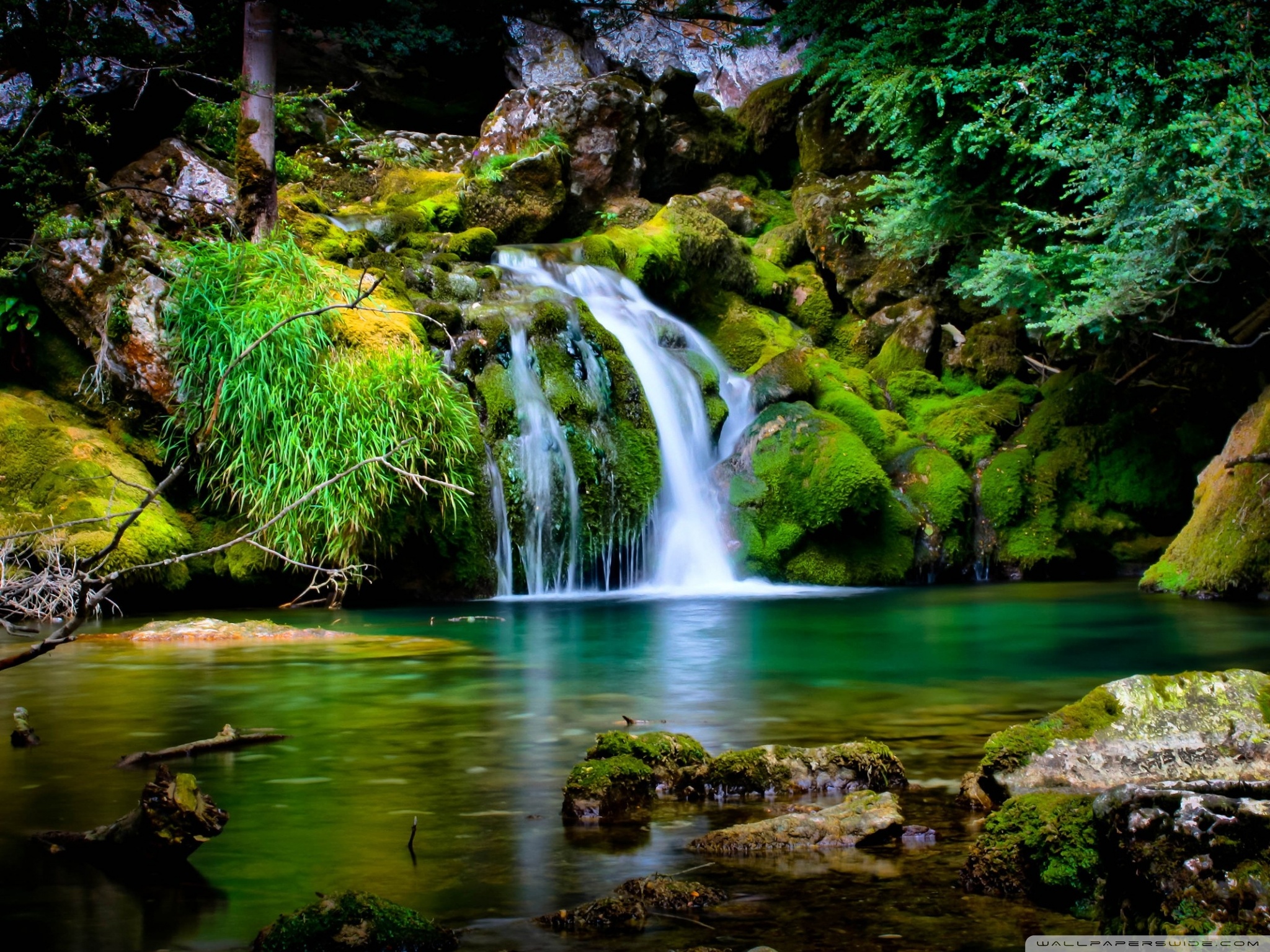 Waterfalls Scenery - HD Wallpaper 