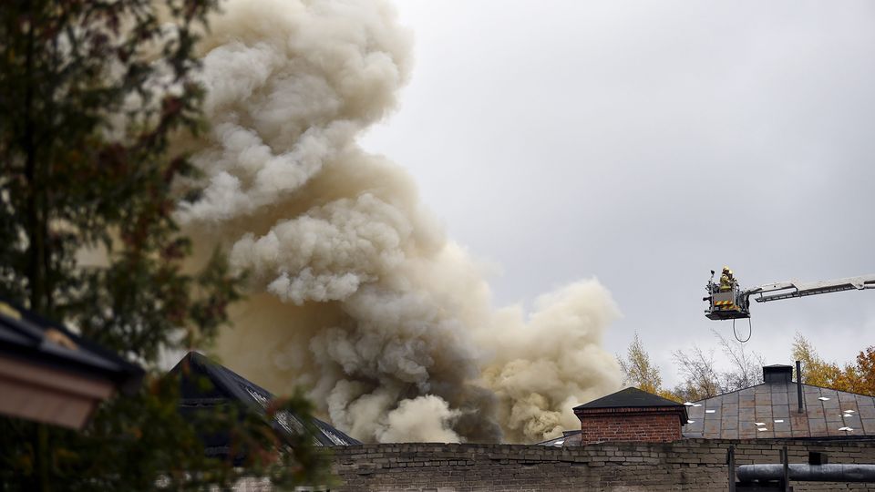 Smoke - HD Wallpaper 